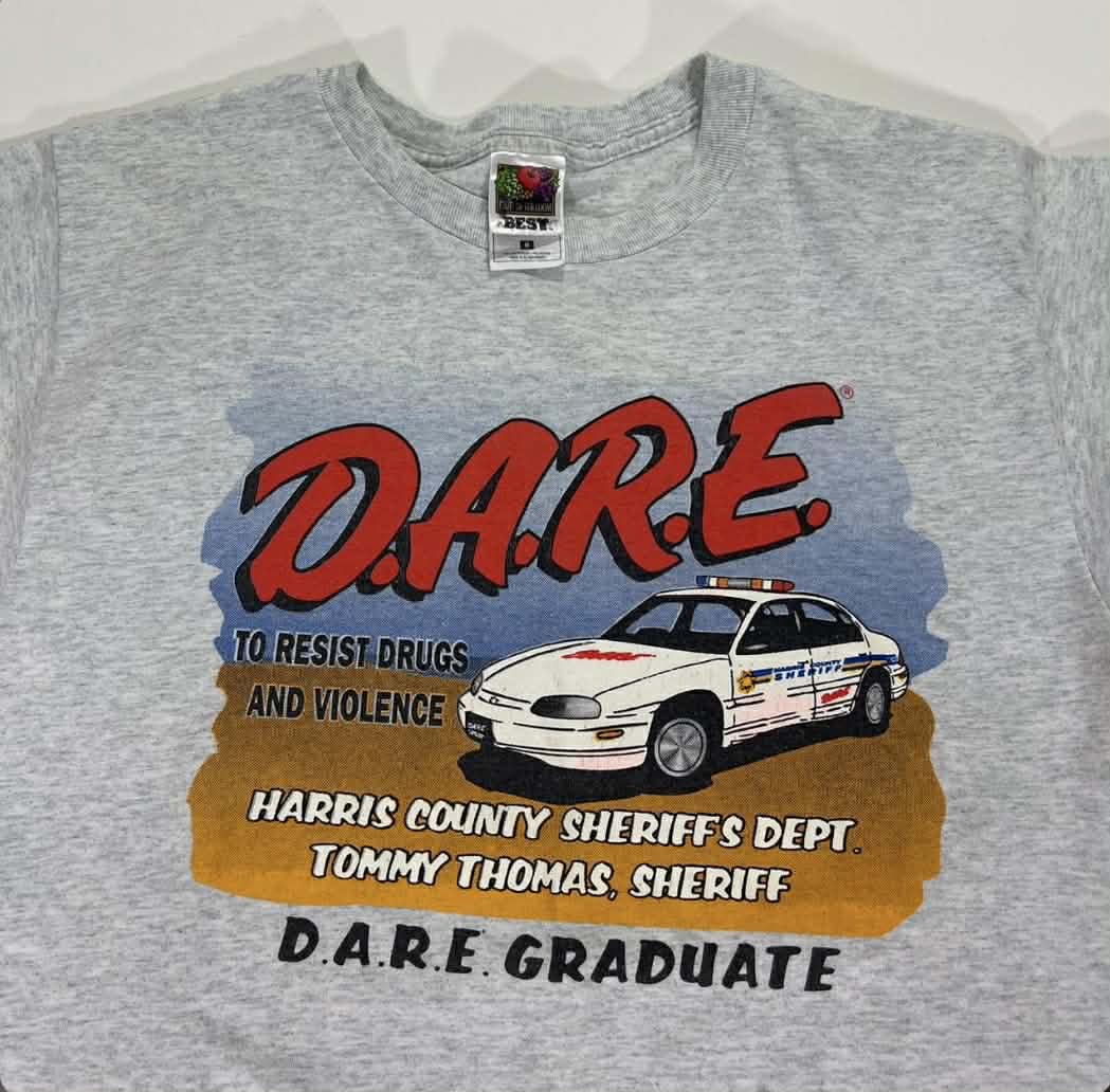90s DARE TO RESIST DRUGS AND VIOLENCE GREY T-SHIRT (M)