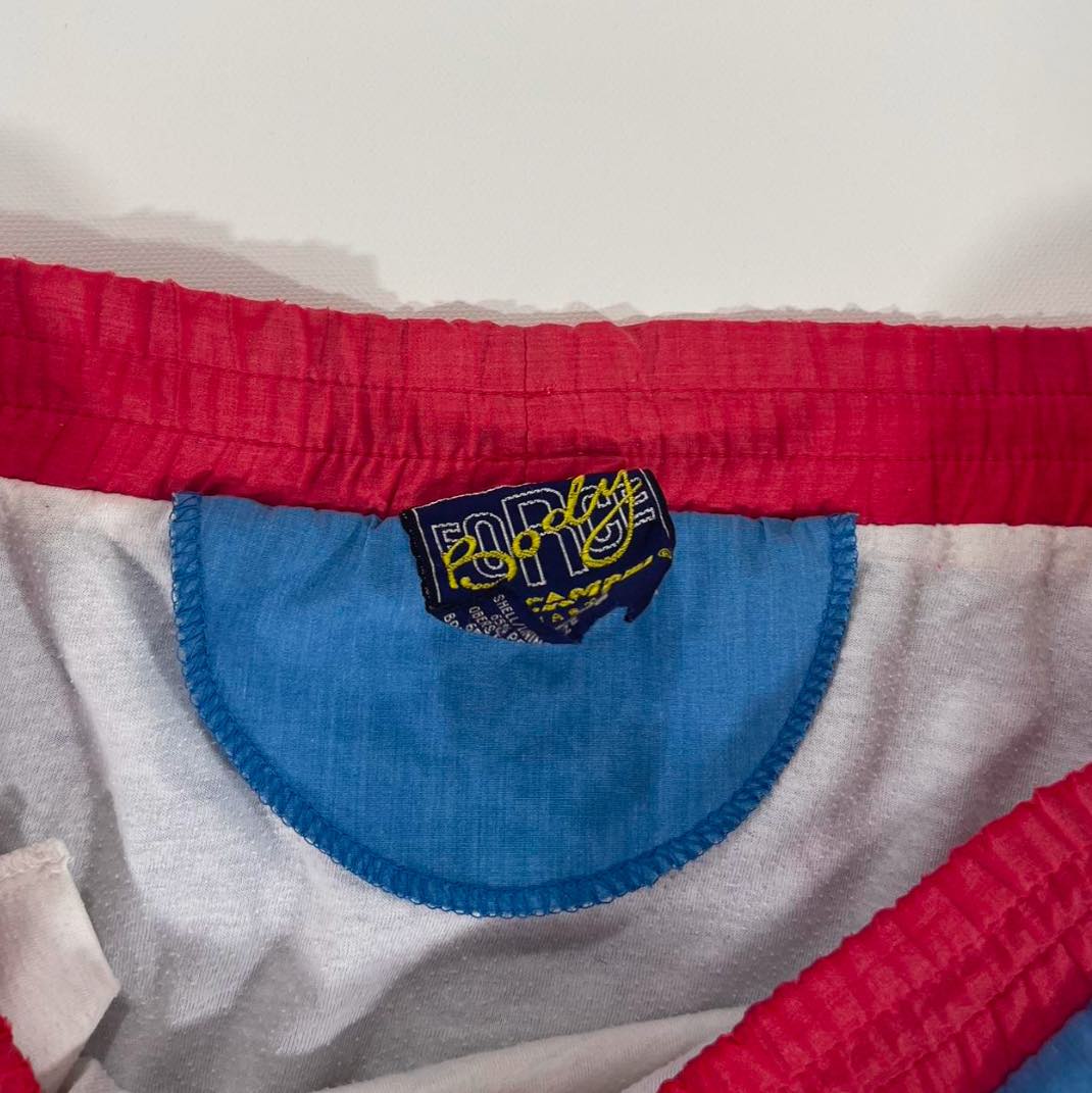 90s BODY FORCE BLUE AND RED VINTAGE SWIM SHORTS WITH DRAWSTRING WAIST (M-L)