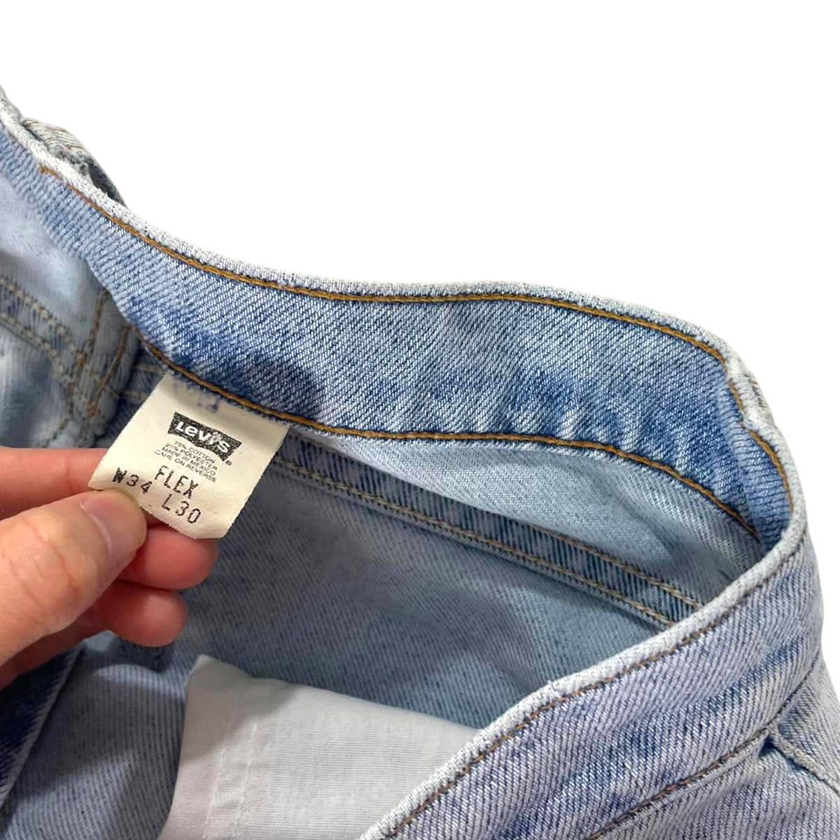 LEVI'S 505 BLUE JEANS (34)