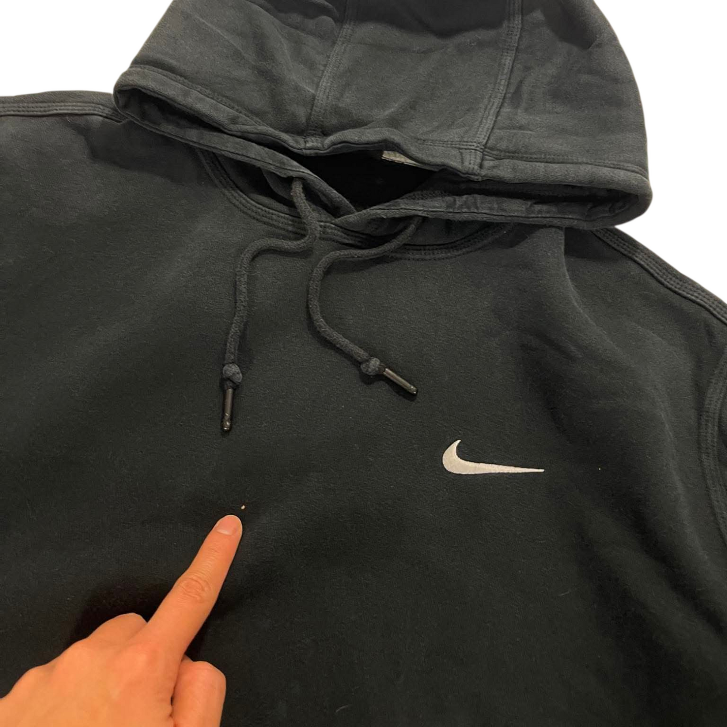 NIKE BLACK HOODIE (BEST FIT L - XL)