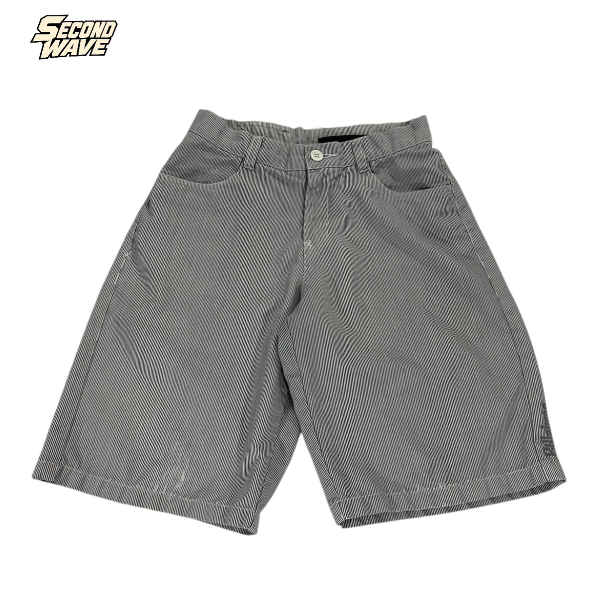 Y2K BILLABONG GRAY & WHITE STRIPED SHORTS (12)