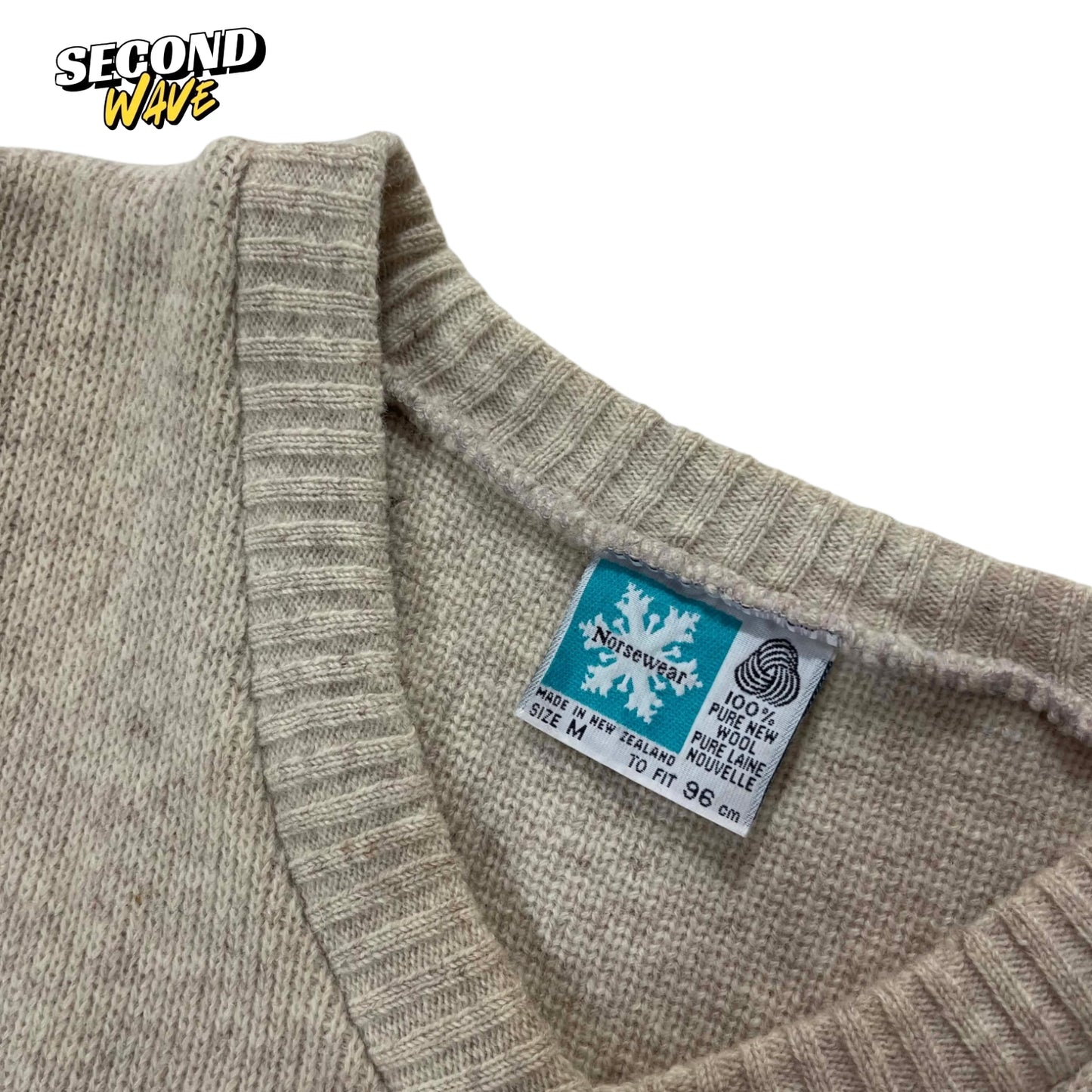 VINTAGE 90S 100% PURE WOOL NEW ZEALAND MADE SWEATER (M)
