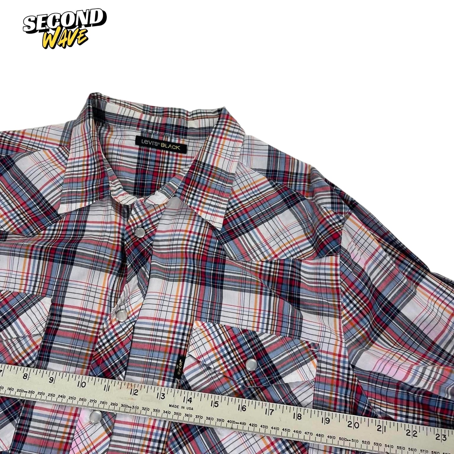 LEVI'S BLACK BUTTON UP SHIRT (L)