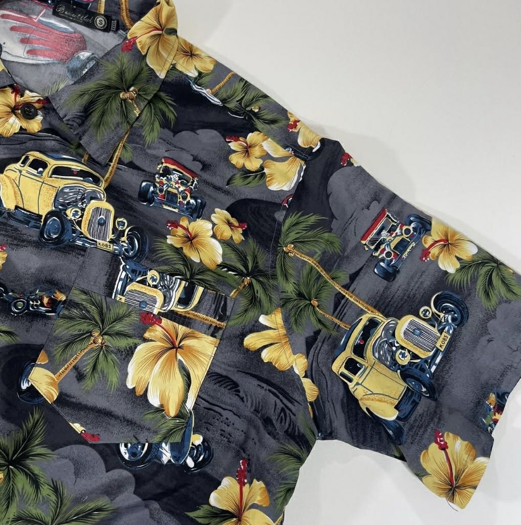 VINTAGE HAWAIIAN MULTICOLOURED SHIRT WITH HOT ROD CARS AND PALM TREES (XL-XXL)