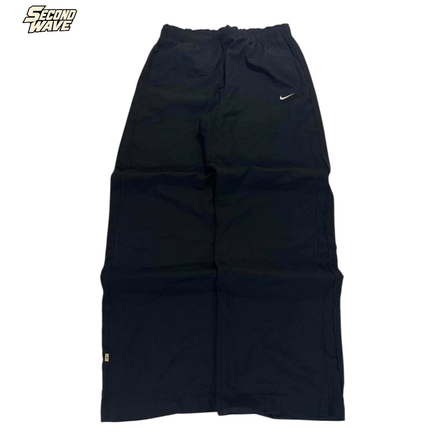 VINTAGE NIKE BLACK TRACK PANTS (M) ¹⁵
