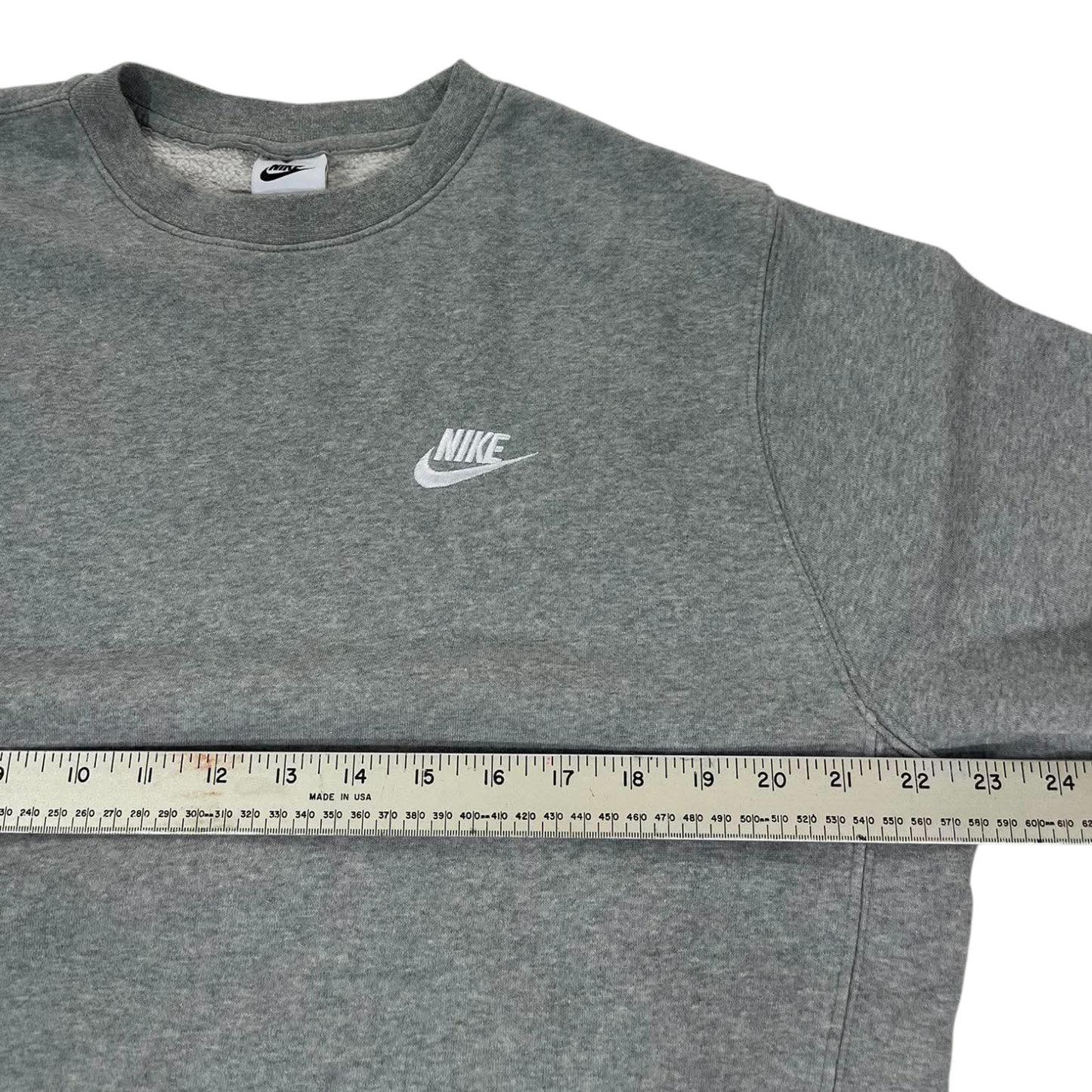 NIKE GREY CREWNECK SWEATSHIRT (M)