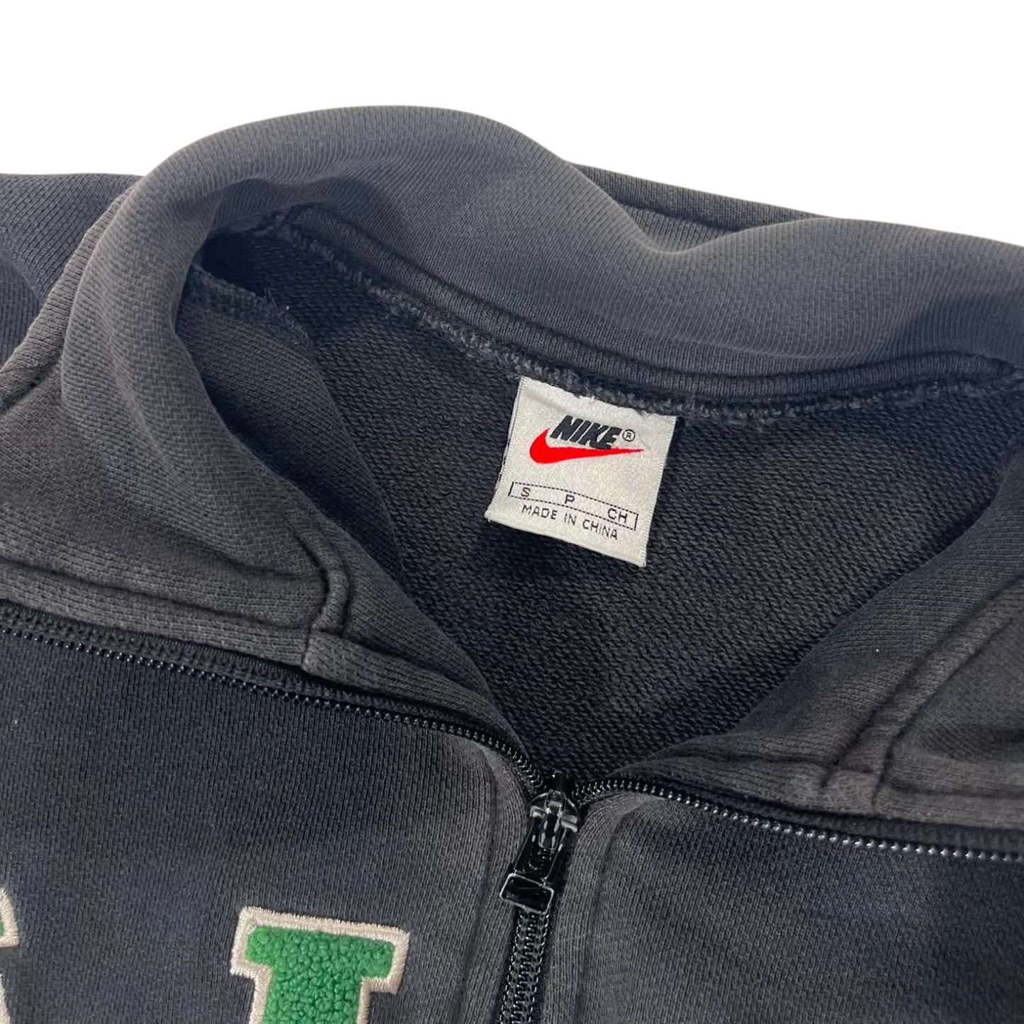 VINTAGE NIKE BLACK QUARTER ZIP SWEATSHIRT (S-M)