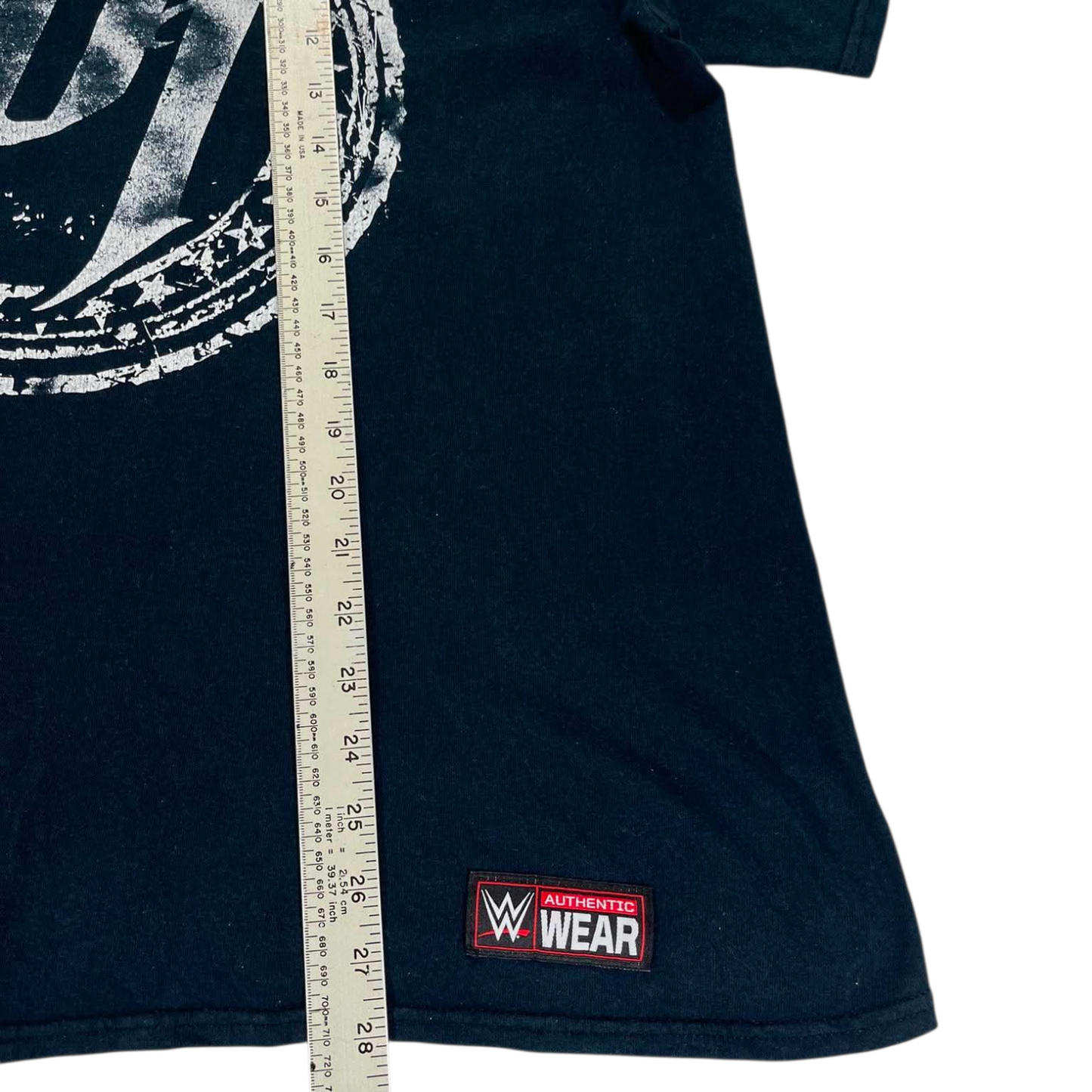 WWE BLACK & WHITE AJ STYLES TEE (M)