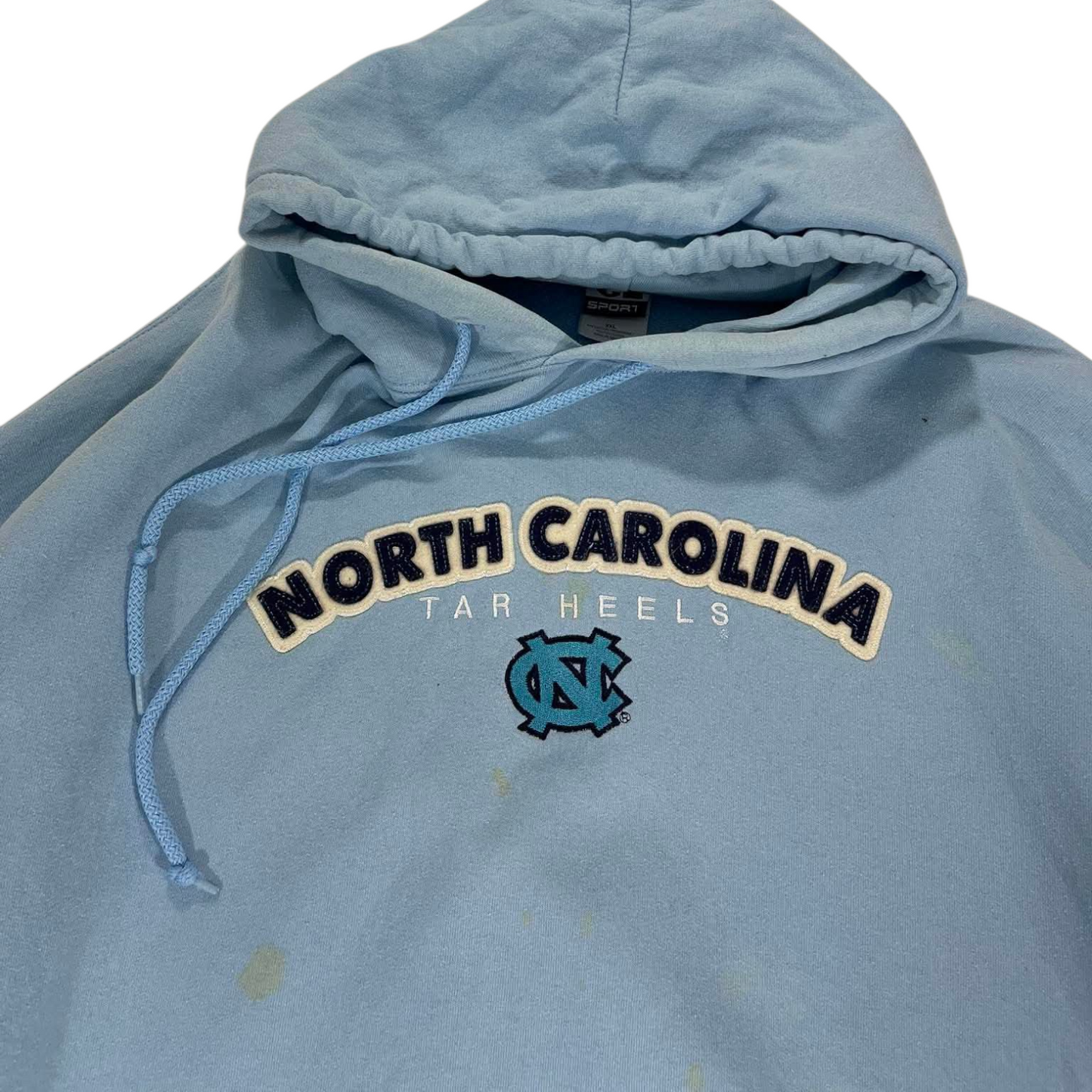 VINTAGE EMBROIDERED UNC TAR HEELS BLUE HOODIE (XXL)