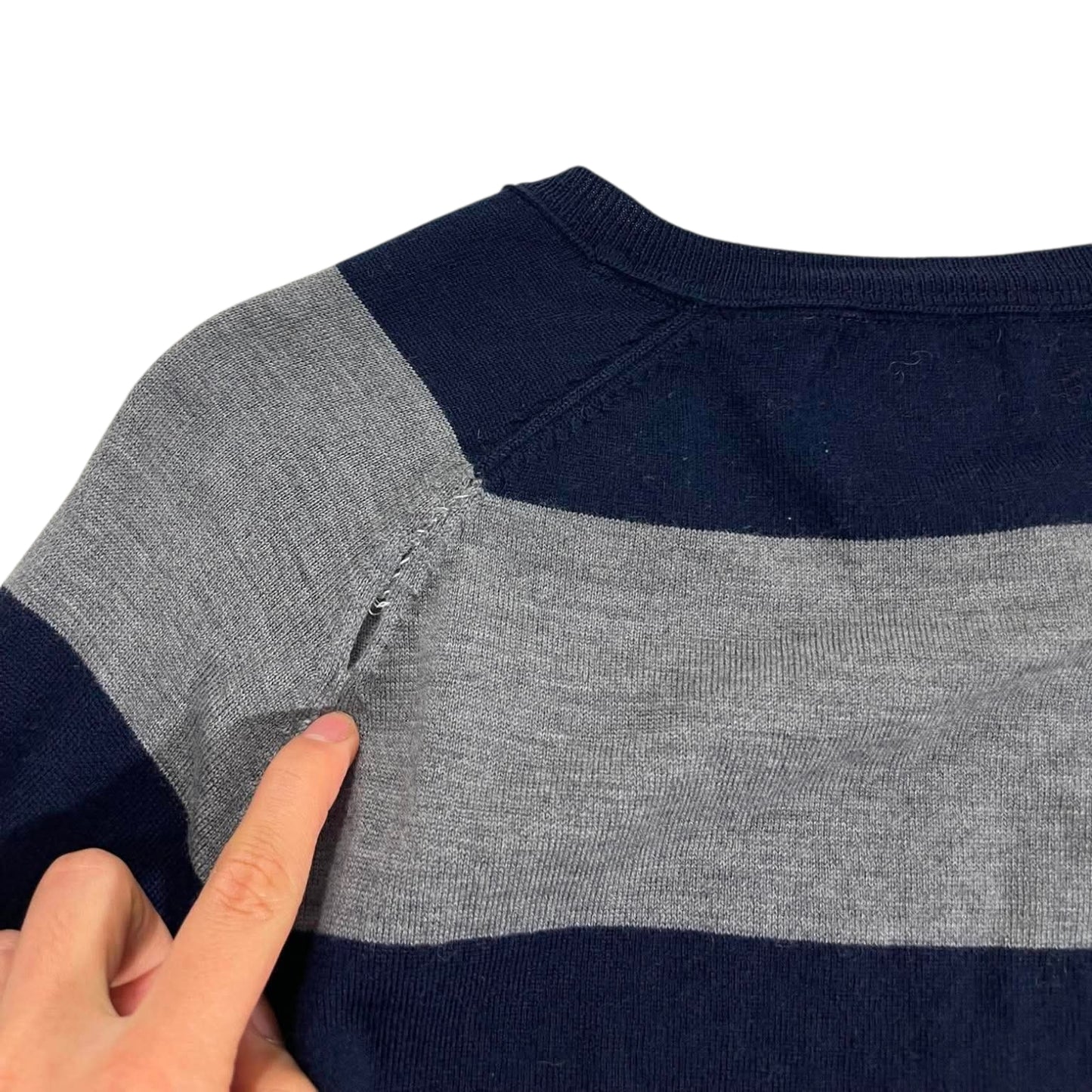VINTAGE BARKERS NAVY & GREY STRIPED SWEATER (S-M)