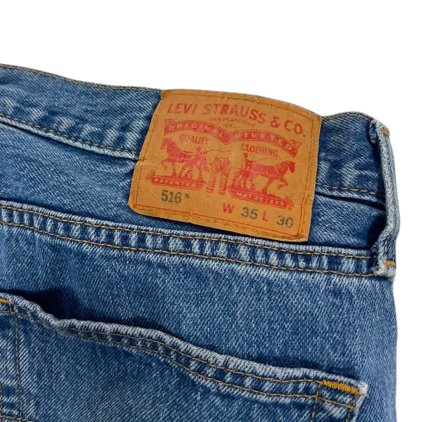 LEVI'S 516 JEANS (34)