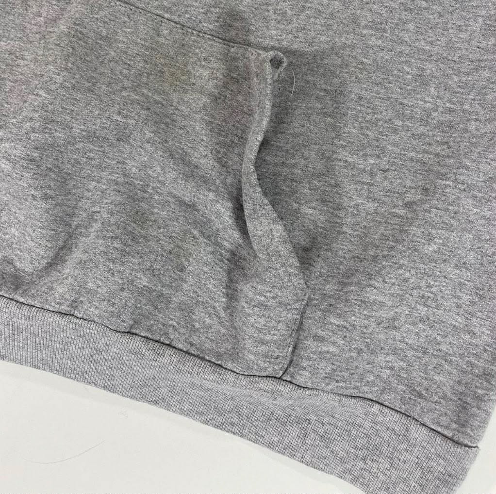 VINTAGE GREY LOS ANGELES LAKERS HOODIE WITH EMBROIDERED LOGO (M)