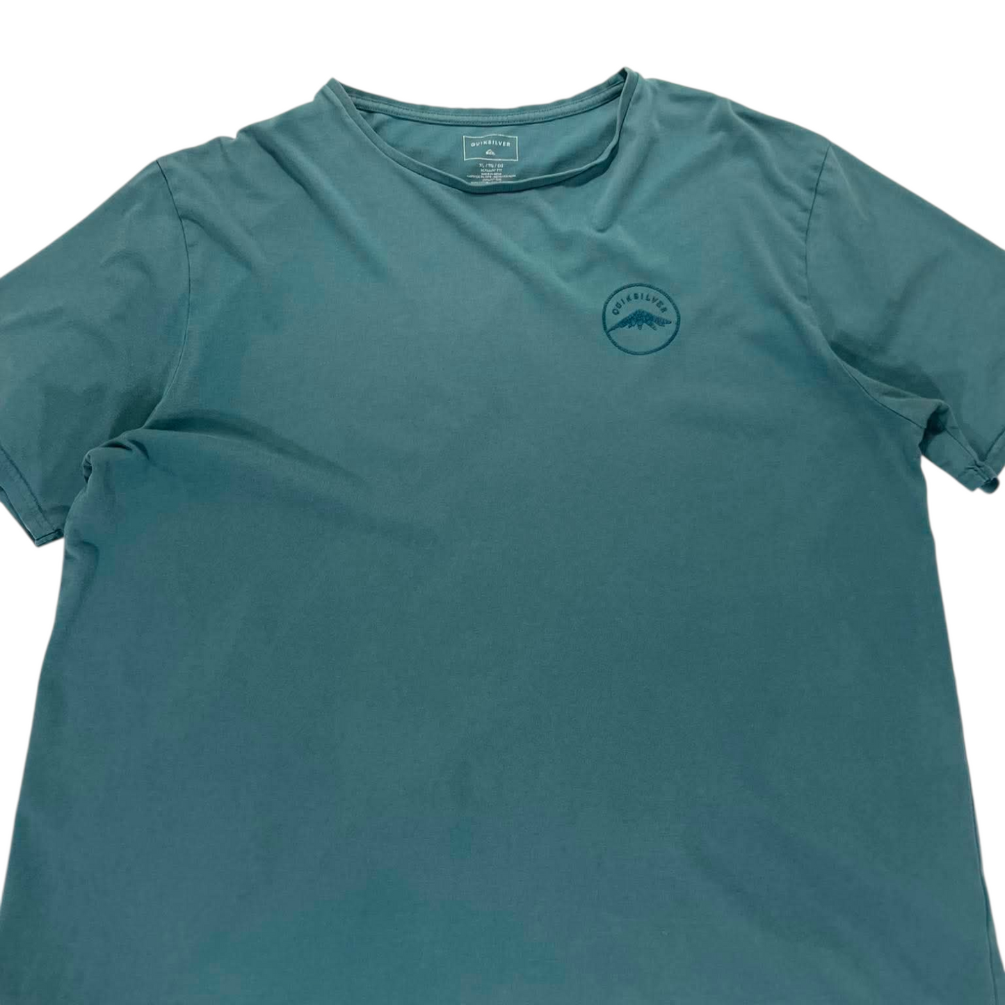 QUIKSILVER TEE (L-XL)