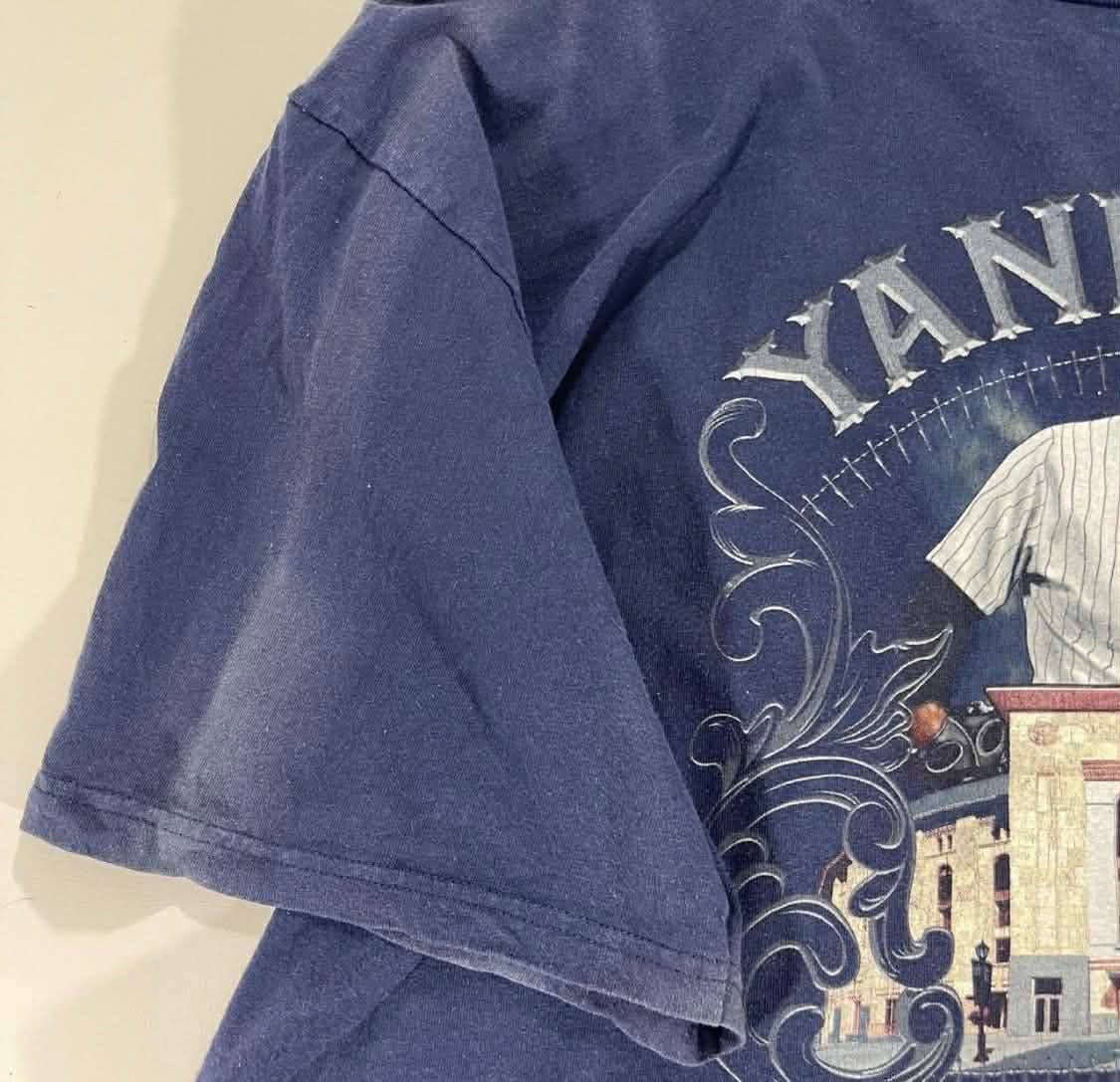 VINTAGE MAJESTIC ATHLETIC MEW YORK YANKEES BLUE T-SHIRT (XXL)