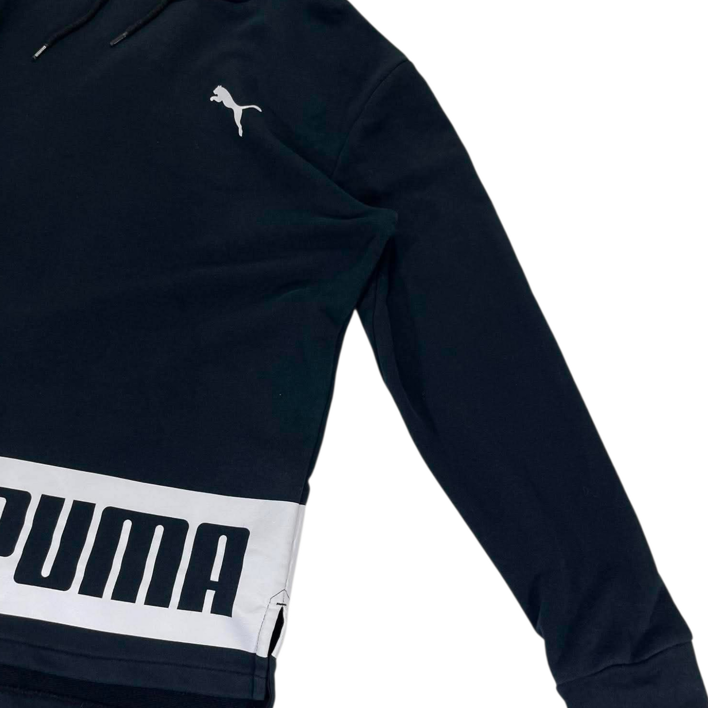 PUMA HOODIE WITH WHITE ACCENTS (L)