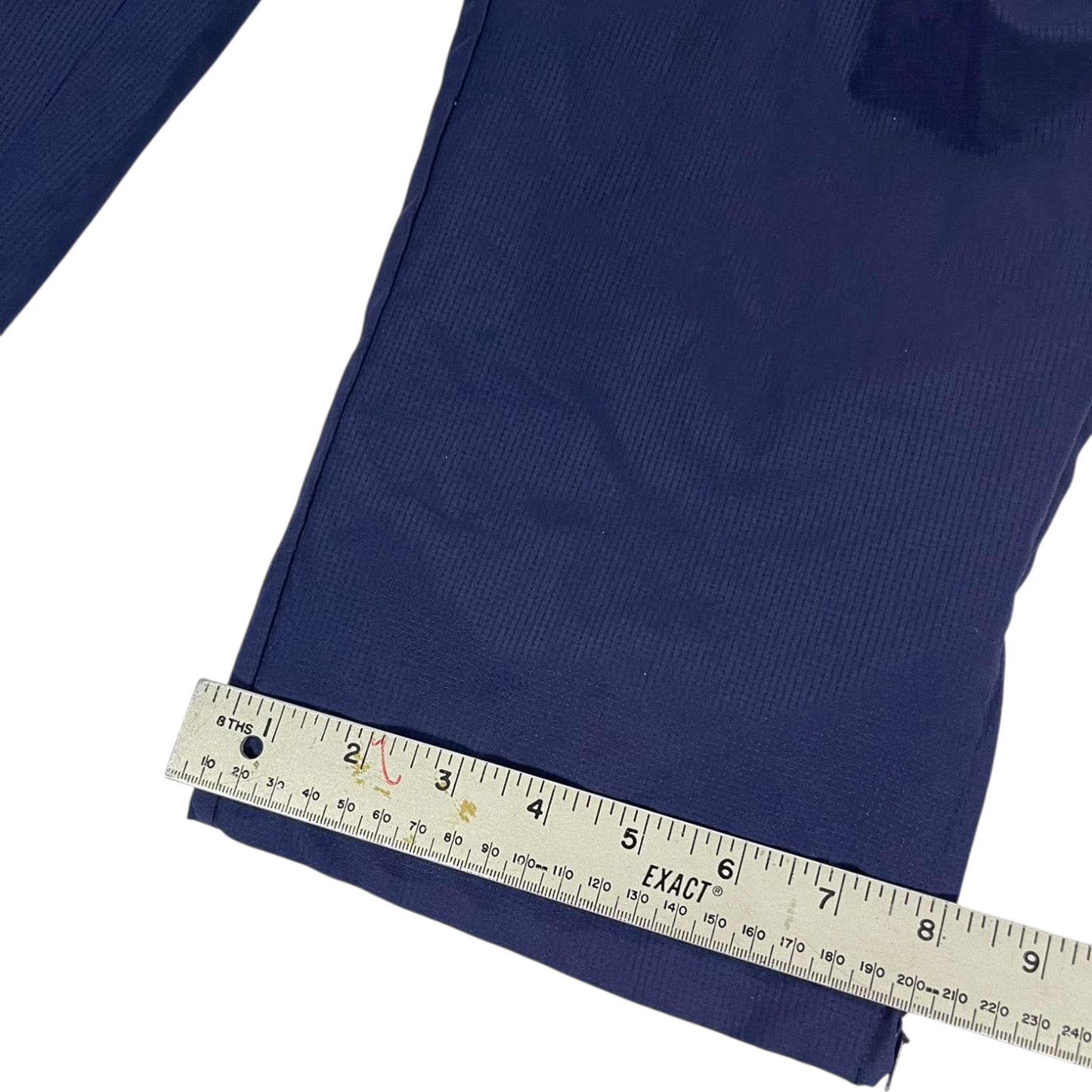 NAVY BLUE NEW BALANCE TRACK PANTS (S)