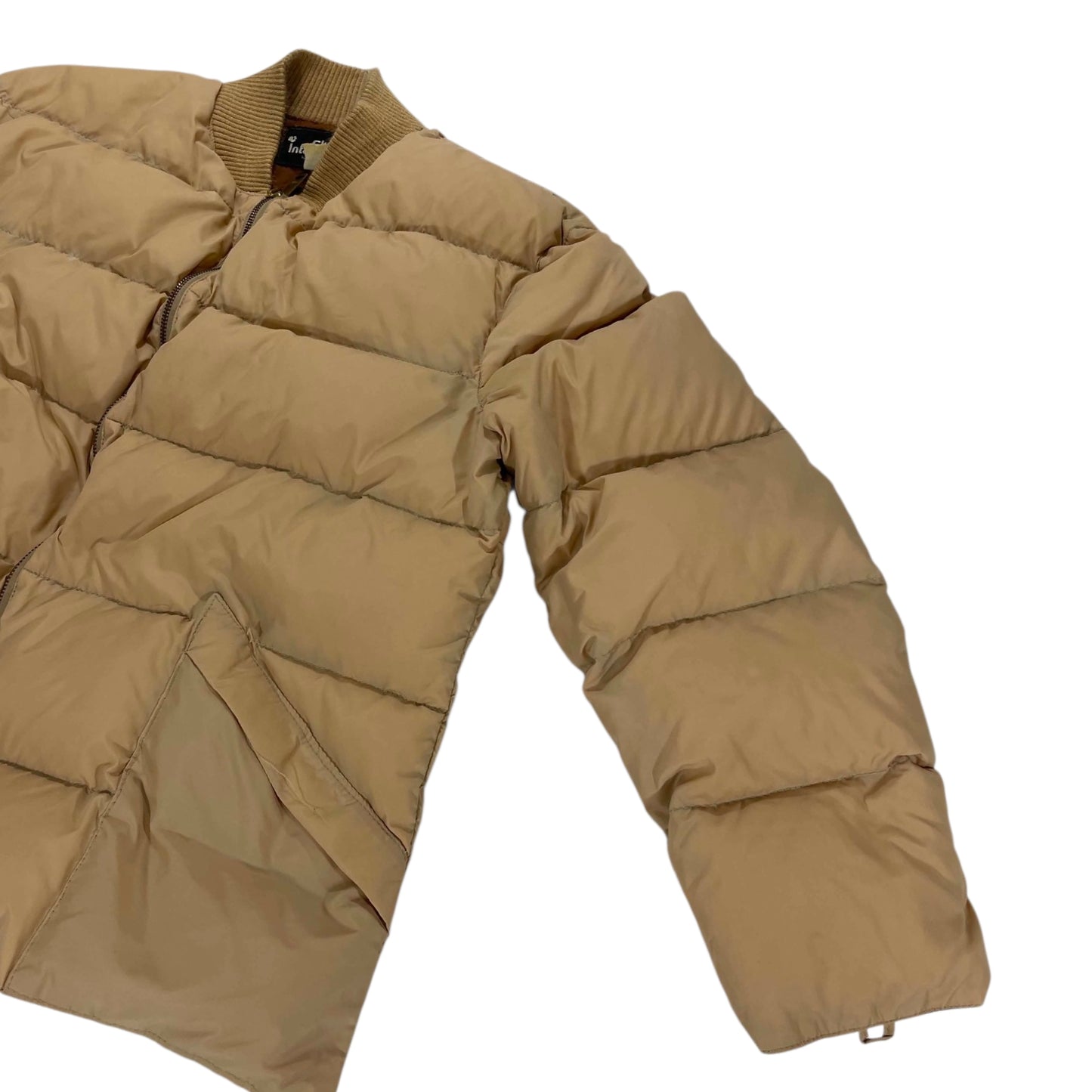 VINTAGE CLUB INTERNATIONAL PUFFER JACKET (L)