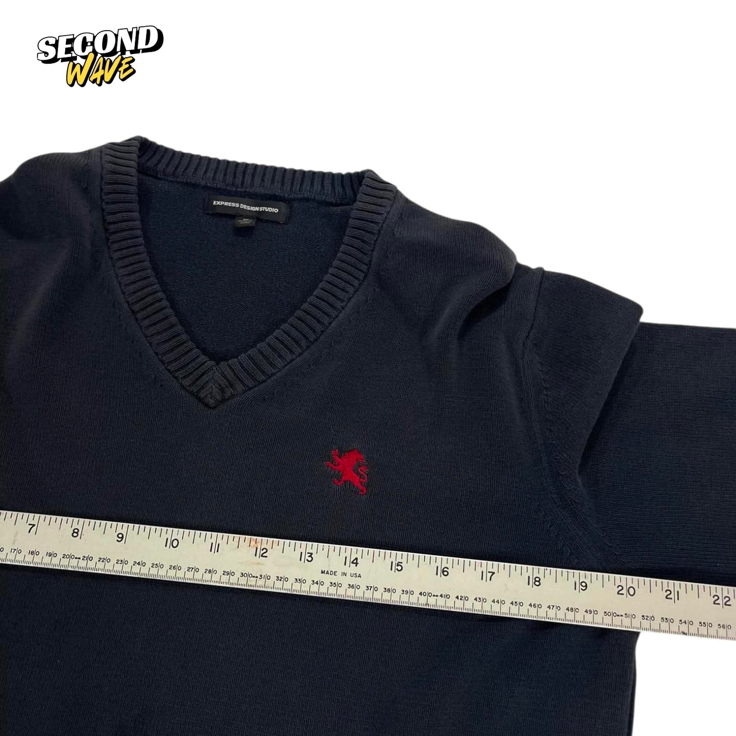 EXPRESS DESIGN STUDIO V-NECK SWEATER (M)