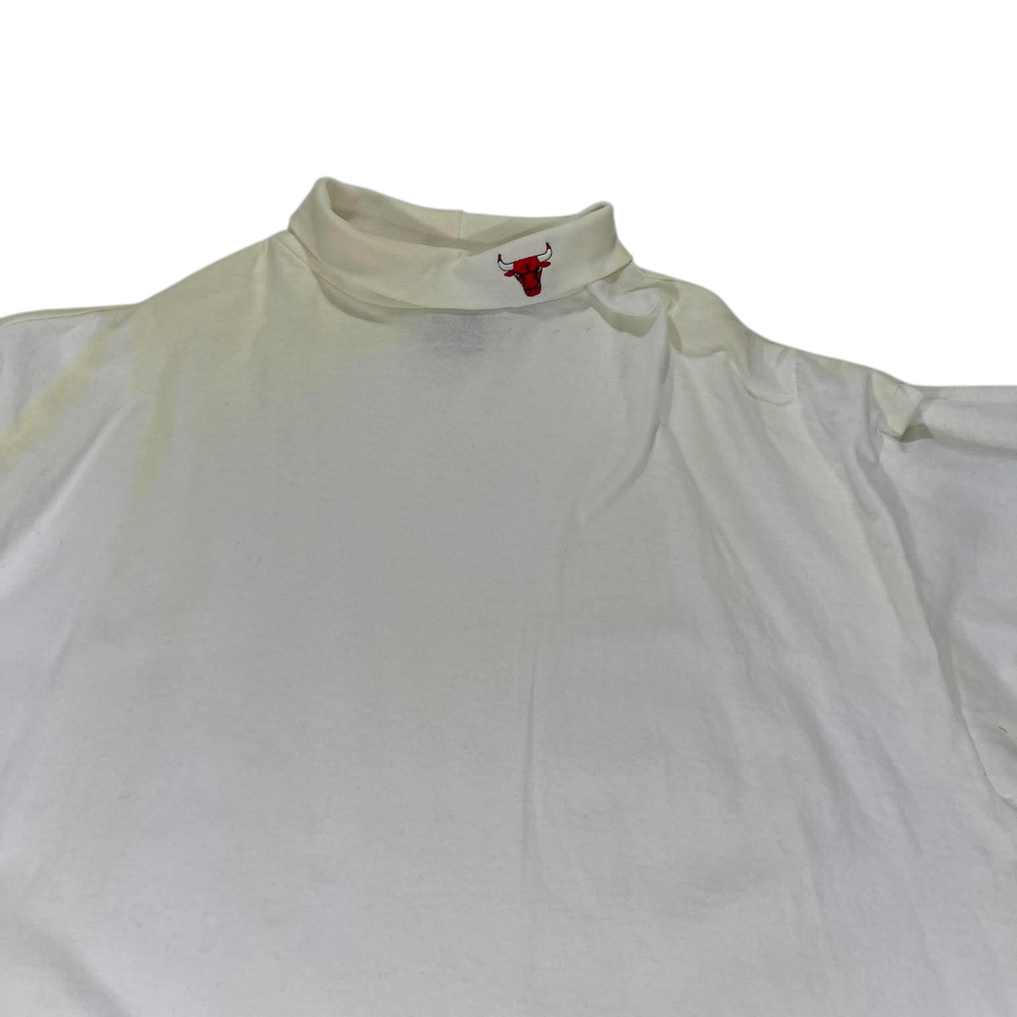 VINTAGE CHICAGO BULLS WHITE LONG SLEEVE MOCK NECK SHIRT (XL)