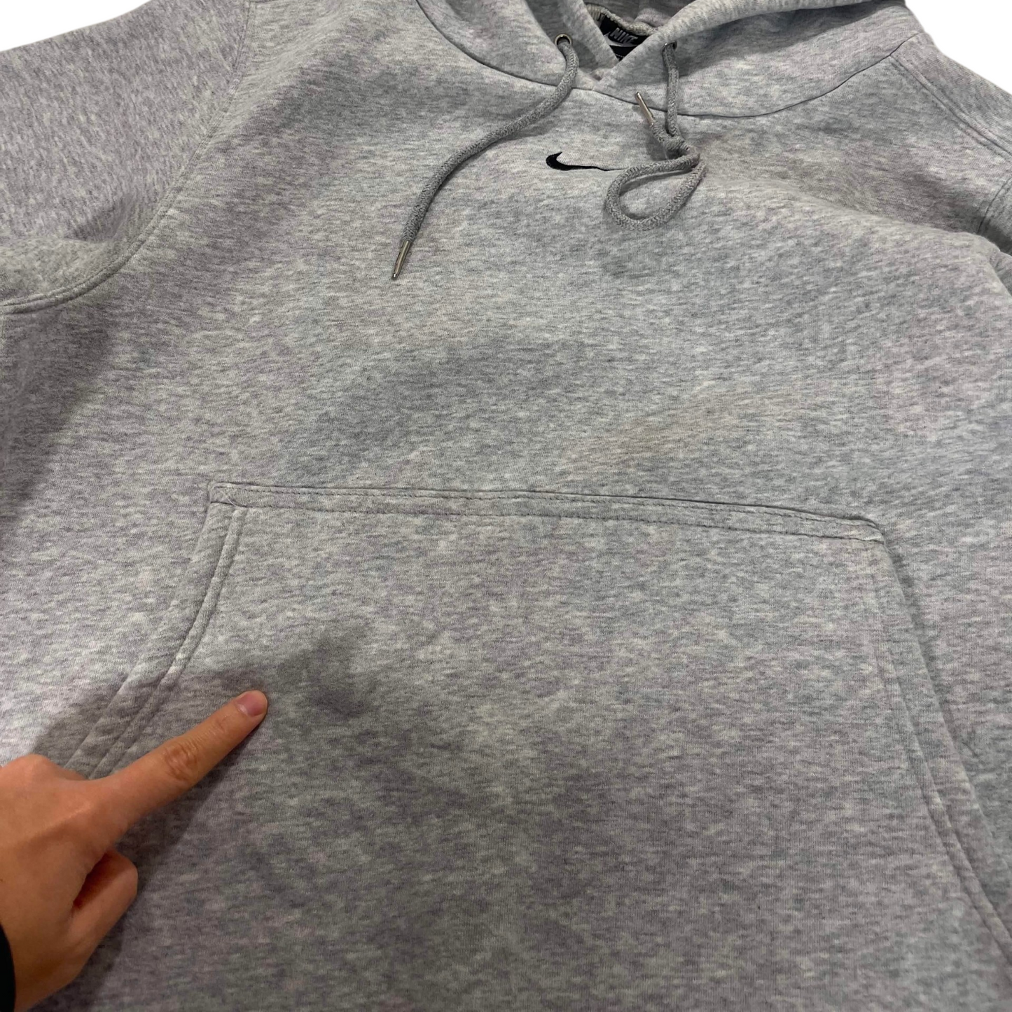 MID SWOOSH GRAY NIKE HOODIE (L)