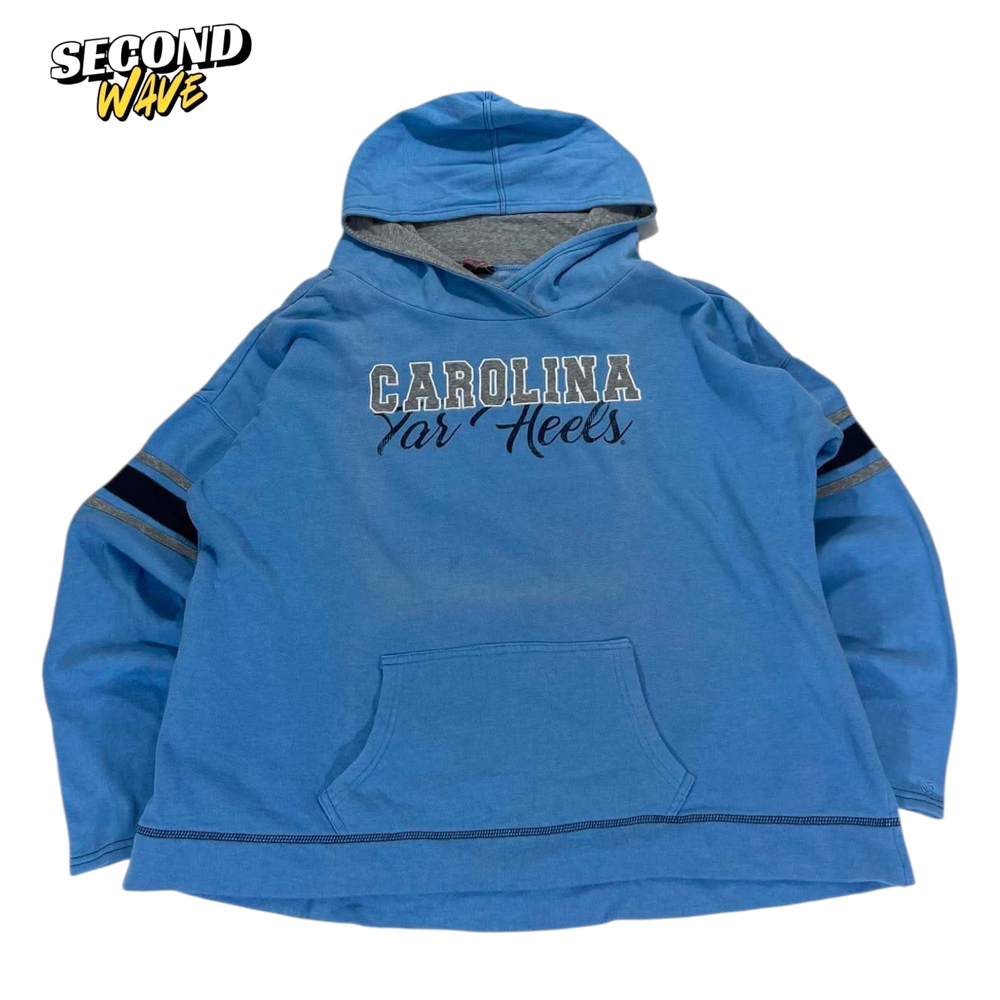 VINTAGE UNIVERSITY OF NORTH CAROLINA TAR HEELS BLUE HOODIE (L)