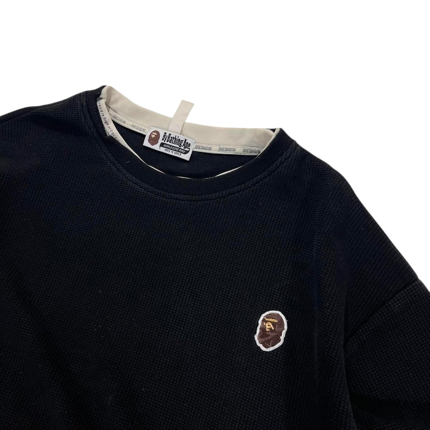 VINTAGE BAPE BLACK CREWNECK (L)