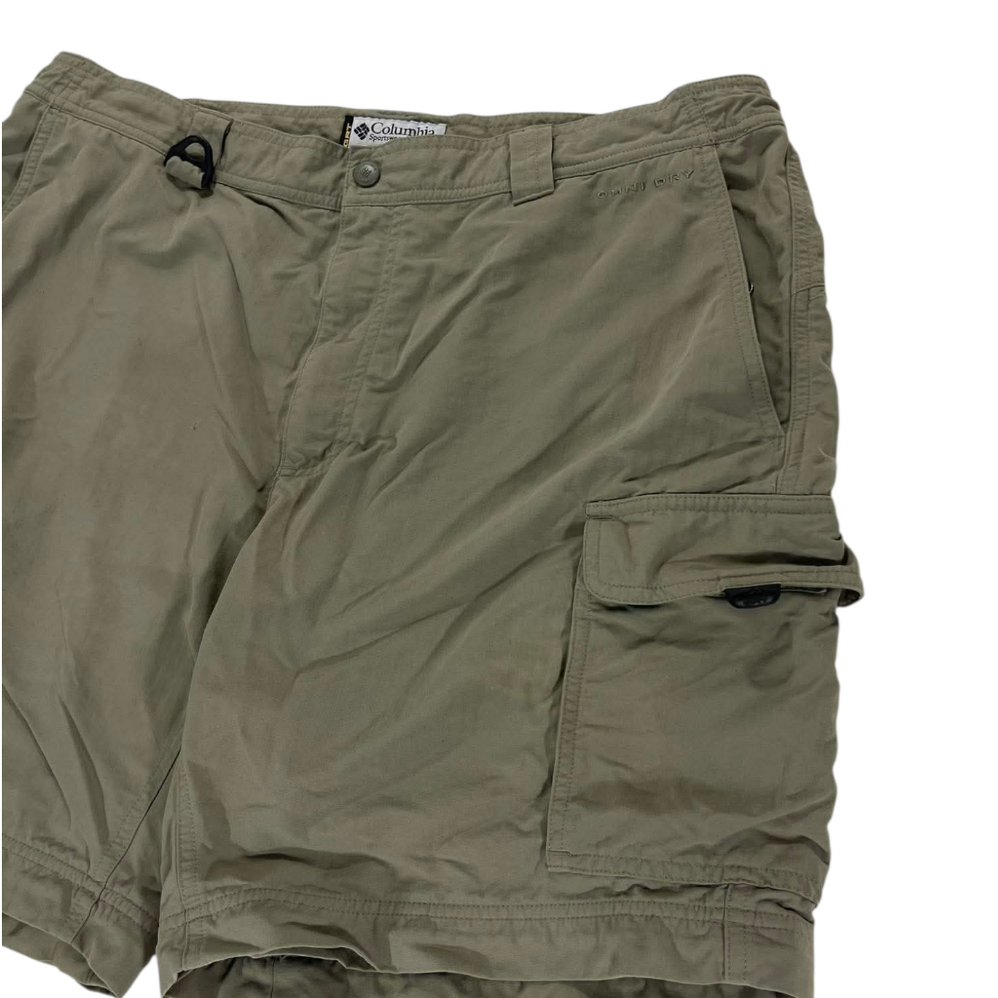 COLUMBIA KHAKI CARGO SHORTS (34)