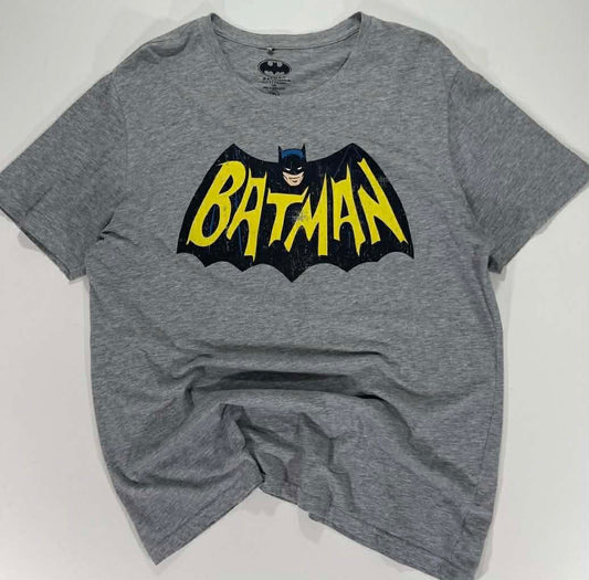 GREY BATMAN TEE WITH YELLOW GRAPHIC (L-XL)