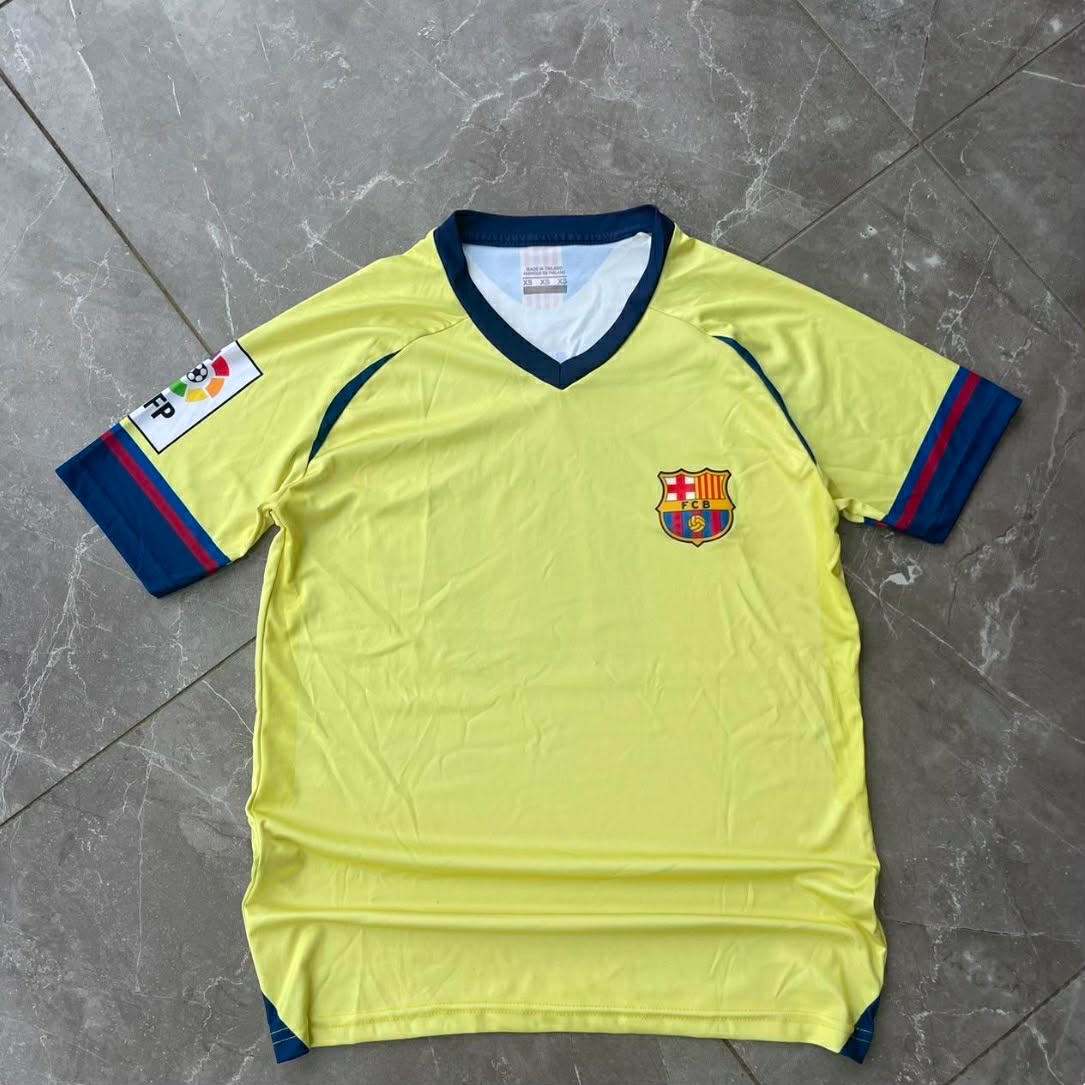 RONALDINHO FOOTBALL KIT (S-M)