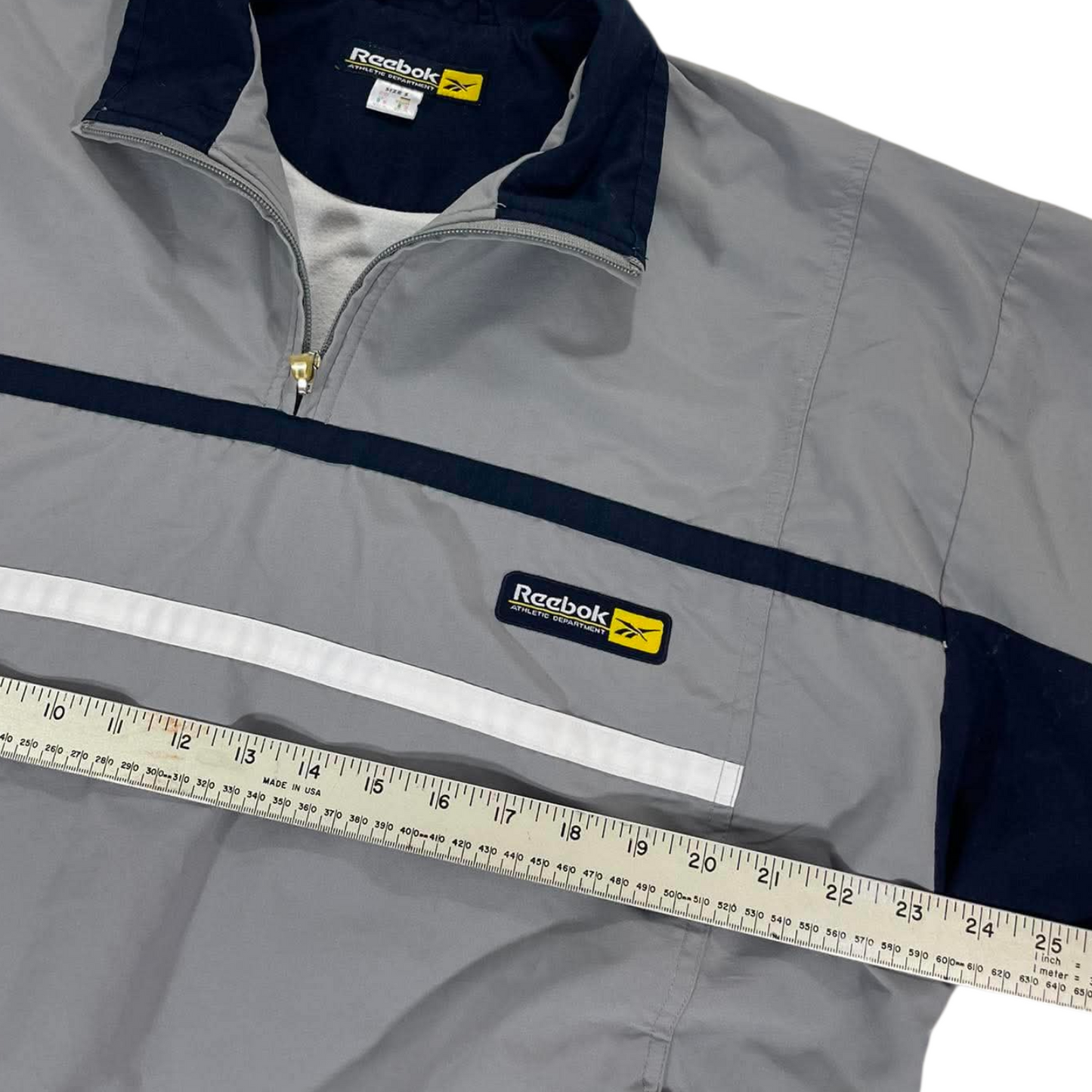 VINTAGE REEBOK GREY WINDBREAKER JACKET (S)