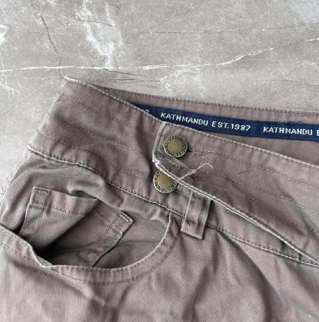 Y2K KATHMANDU BROWN CARGO SHORTS (14)