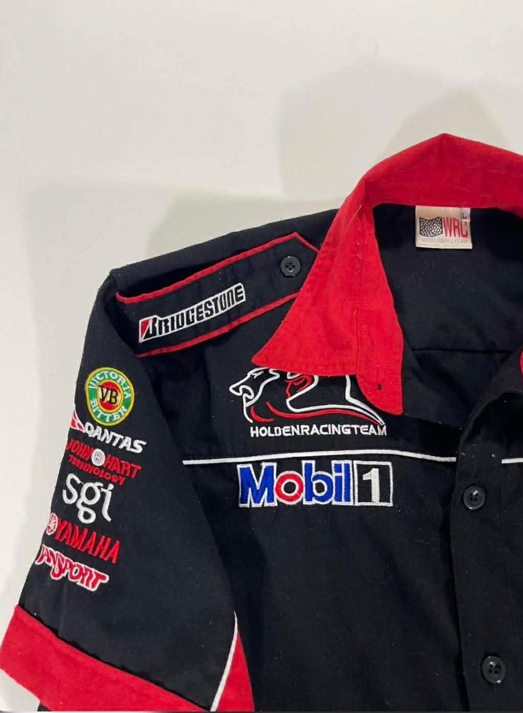 Y2K HOLDEN RACING TEAM BLACK&RED BUTTON UP SHIRT (L)