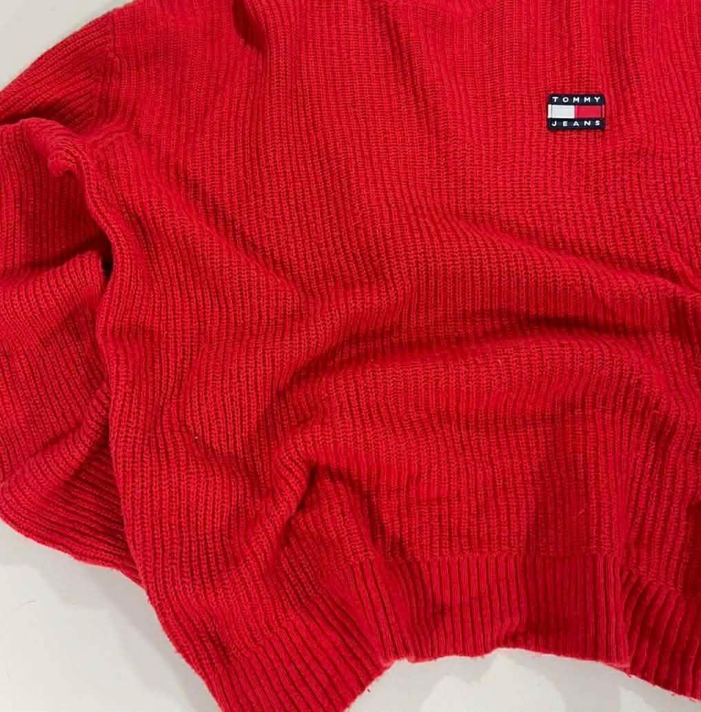 VINTAGE TOMMY HILFIGER RED SWEATER ( WOMENS-L )