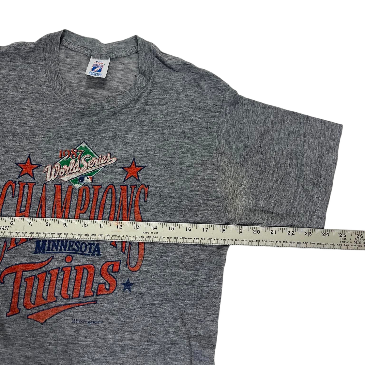 90S MINNESOTA TWINS WORLD SERIES CHAMPIONS GREY T-SHIRT (M)