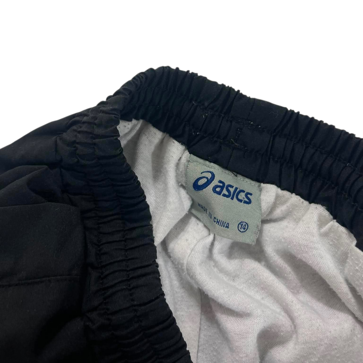VINTAGE ASICS BLACK TRACK PANTS (14)