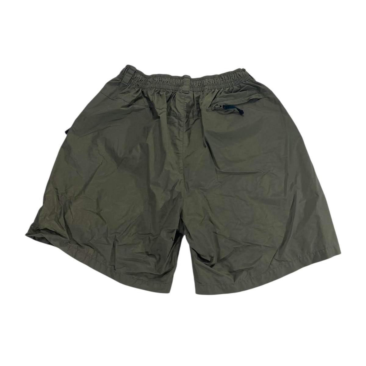 NIKE CARGO SHORTS (BEST FIT LARGE)