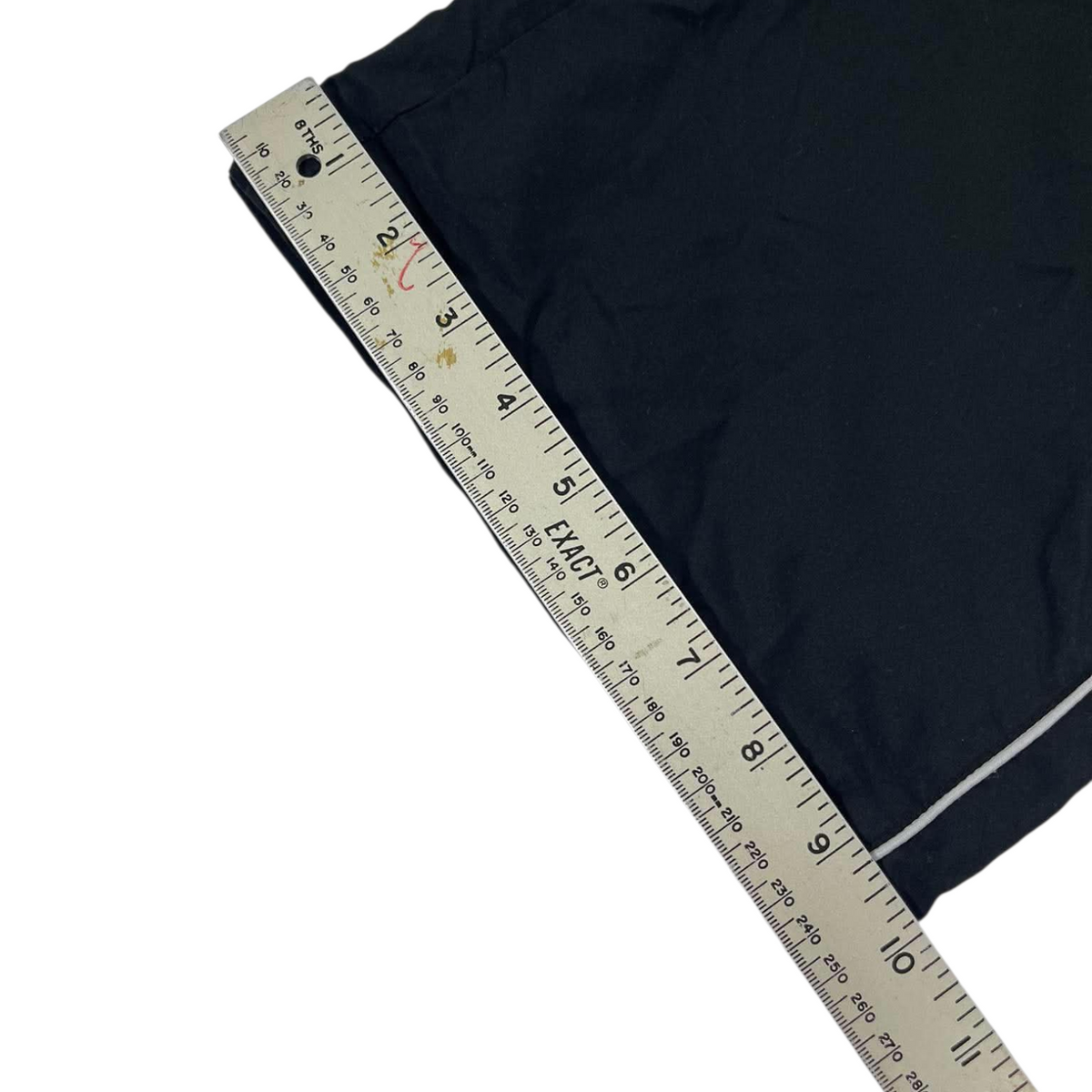 NIKE BLACK & WHITE LINING TRACK PANTS² (BEST FIT L)