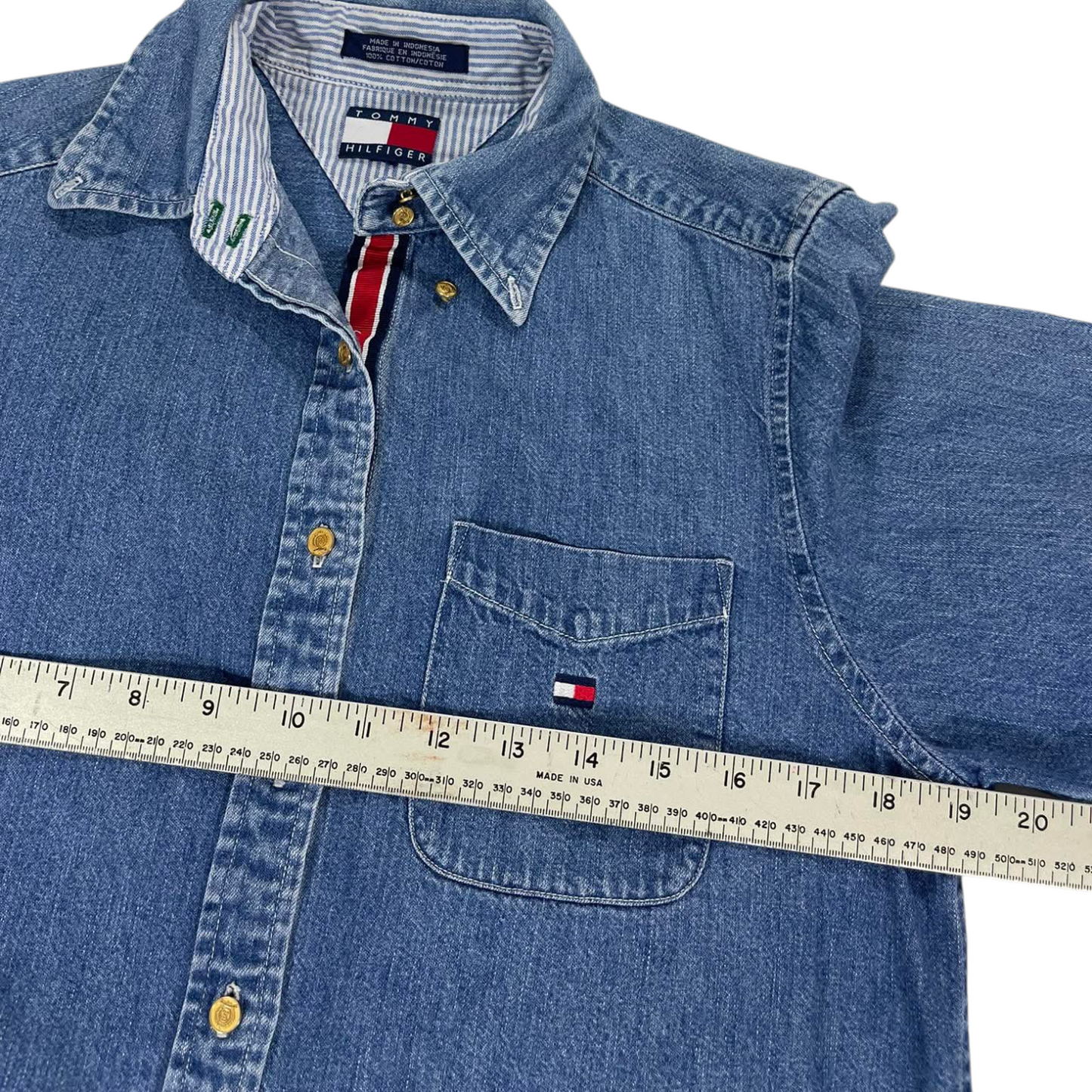 VINTAGE TOMMY HILFIGER BLUE DENIM BUTTON UP SHIRT (M)