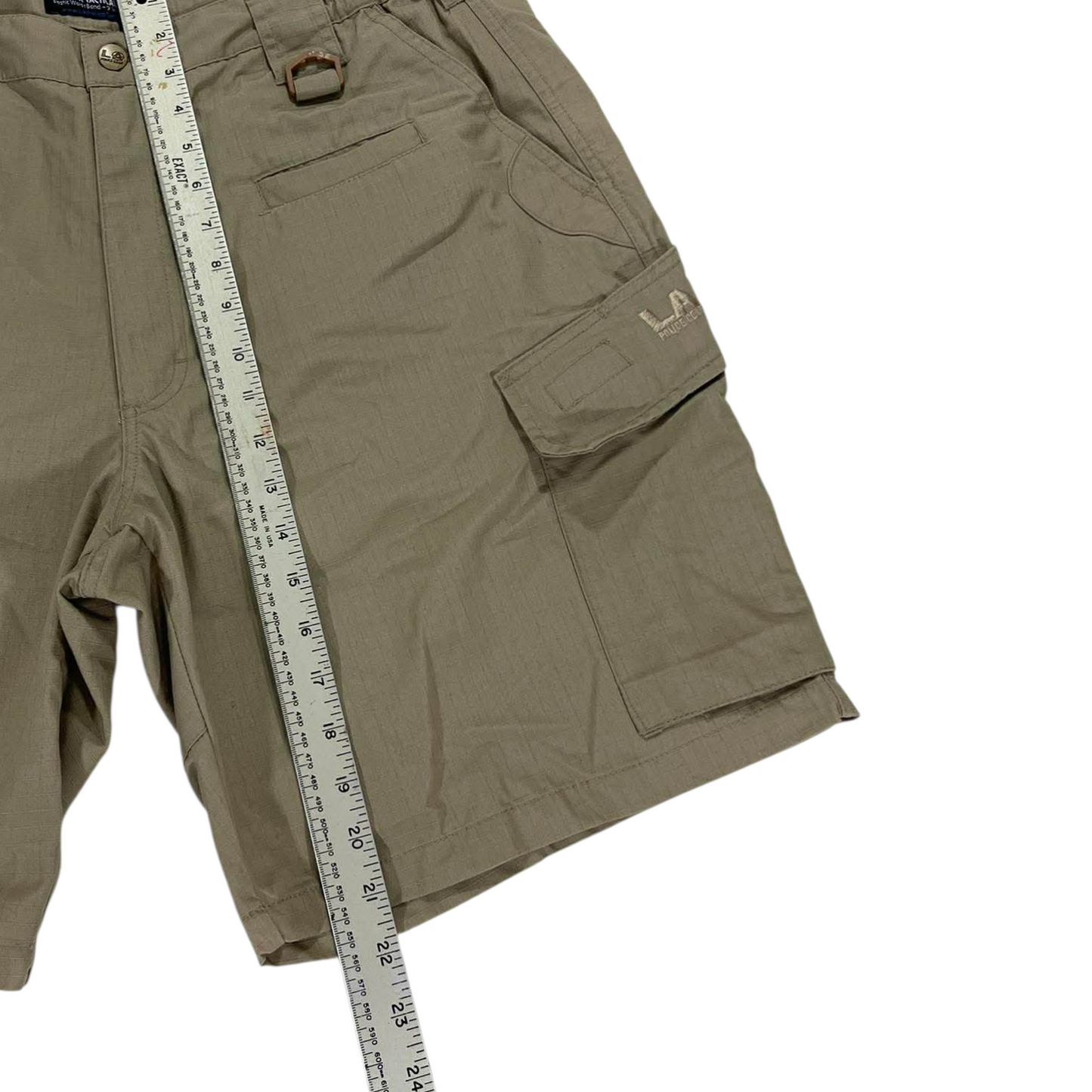 LA TACTICAL KHAKI CARGO SHORTS WITH ADJUSTABLE WAIST AND POCKETS (38)