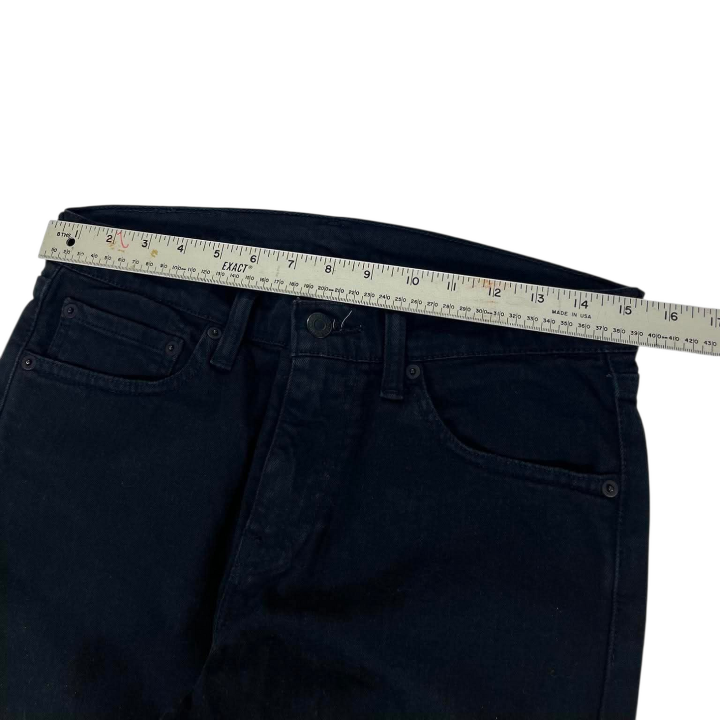 LEVI'S BLACK 150 JEANS (30)