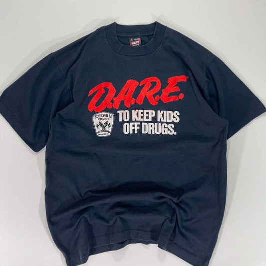 VINTAGE SINGLE STITCHED DARE TO KEEP KIDS OFF DRUGS NAVY T-SHIRT (L)