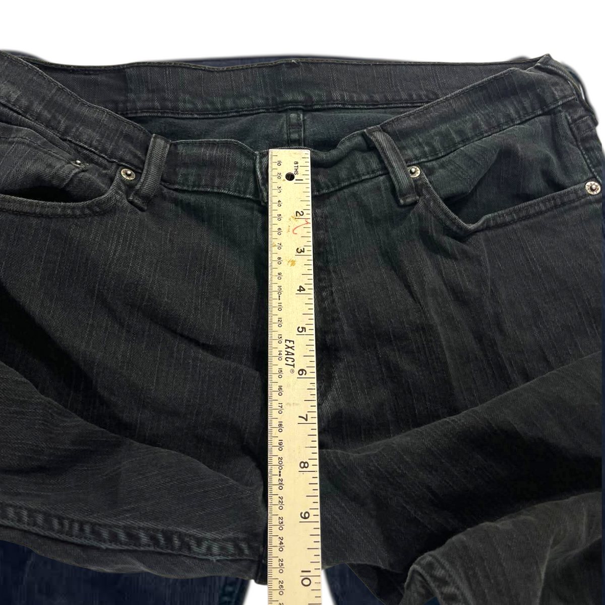 Y2K LEVI'S 514 SLIM JEANS (32)