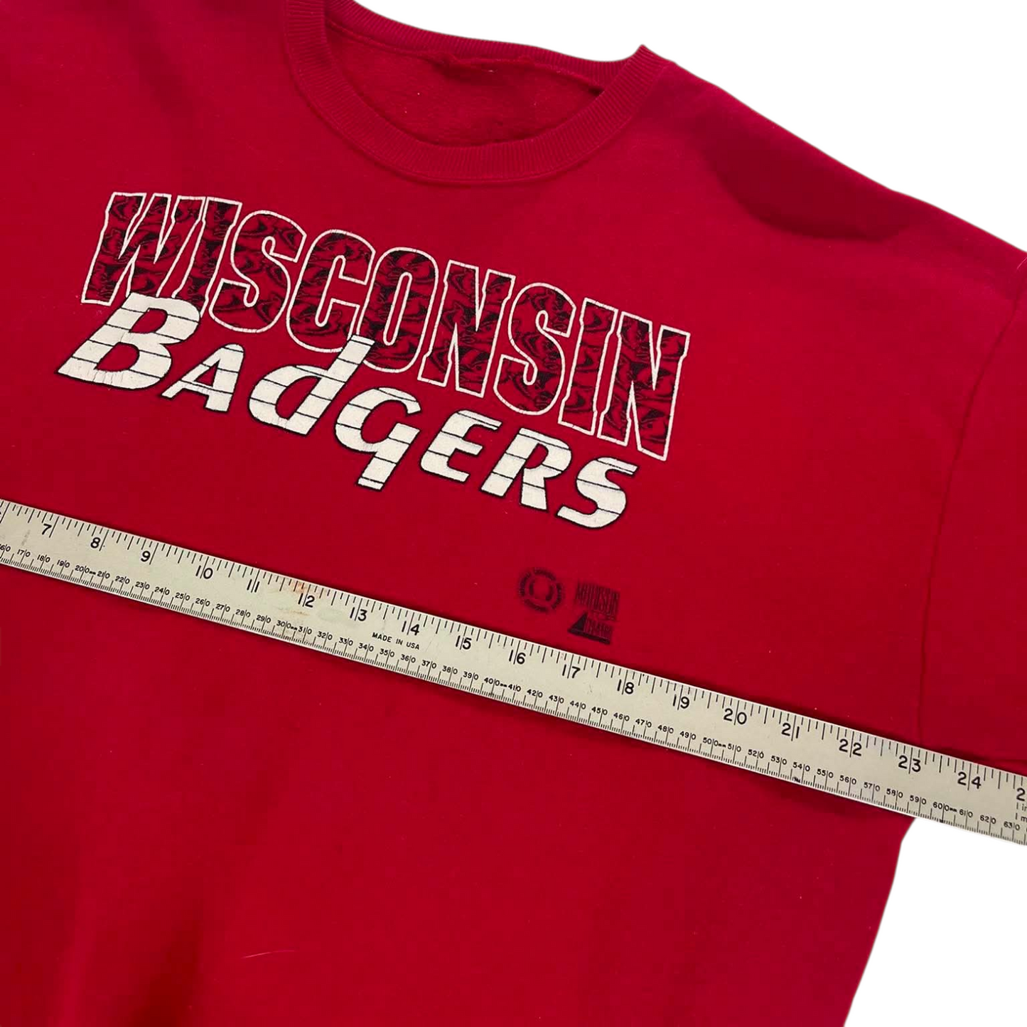 WISCONSIN BADGERS RED CREWNECK SWEATSHIRT (L)