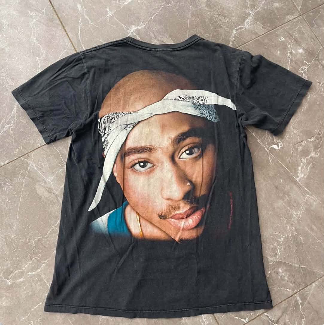 Y2K DOUBLE SIDED 2PAC SHIRT (M)