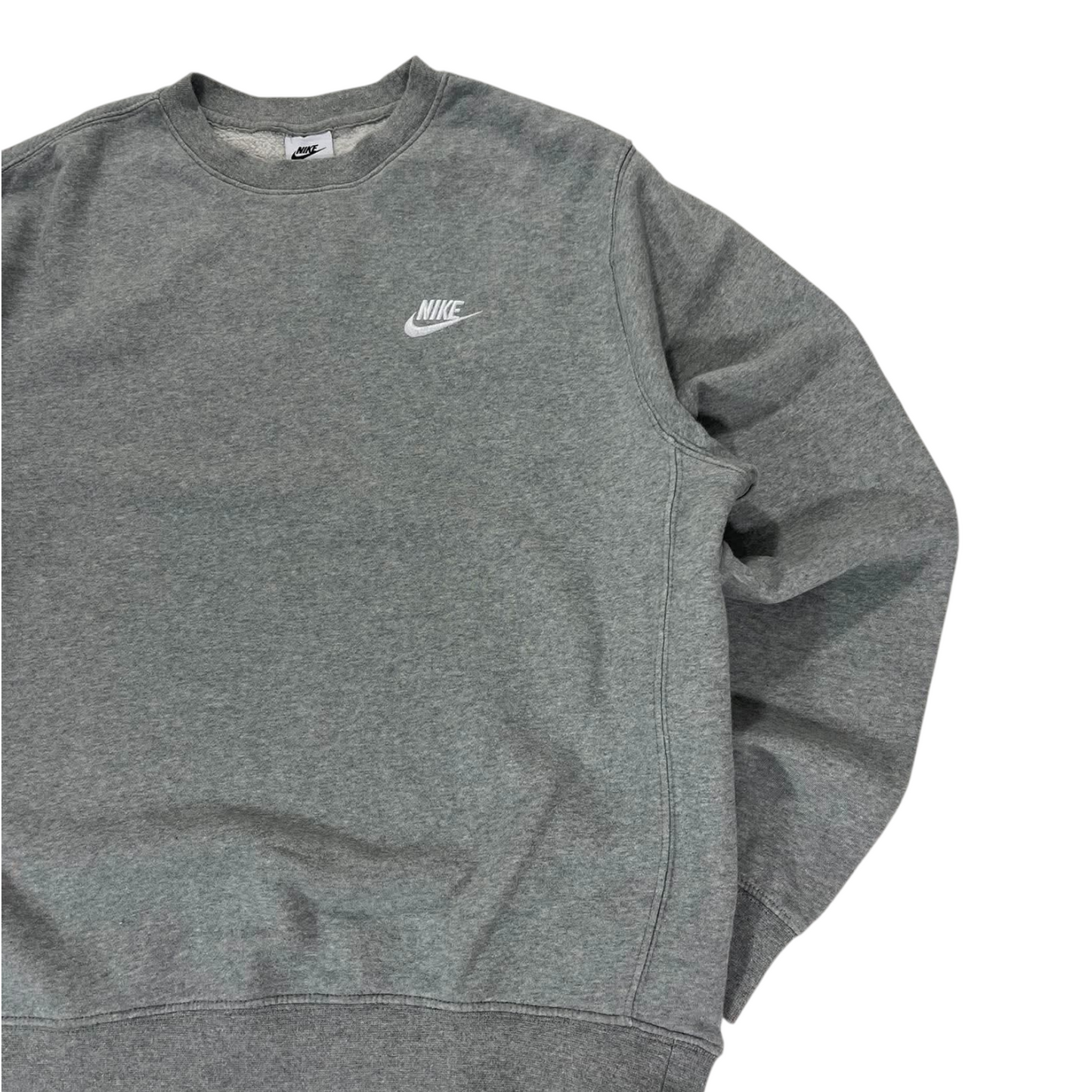 NIKE GREY CREWNECK SWEATSHIRT (M)