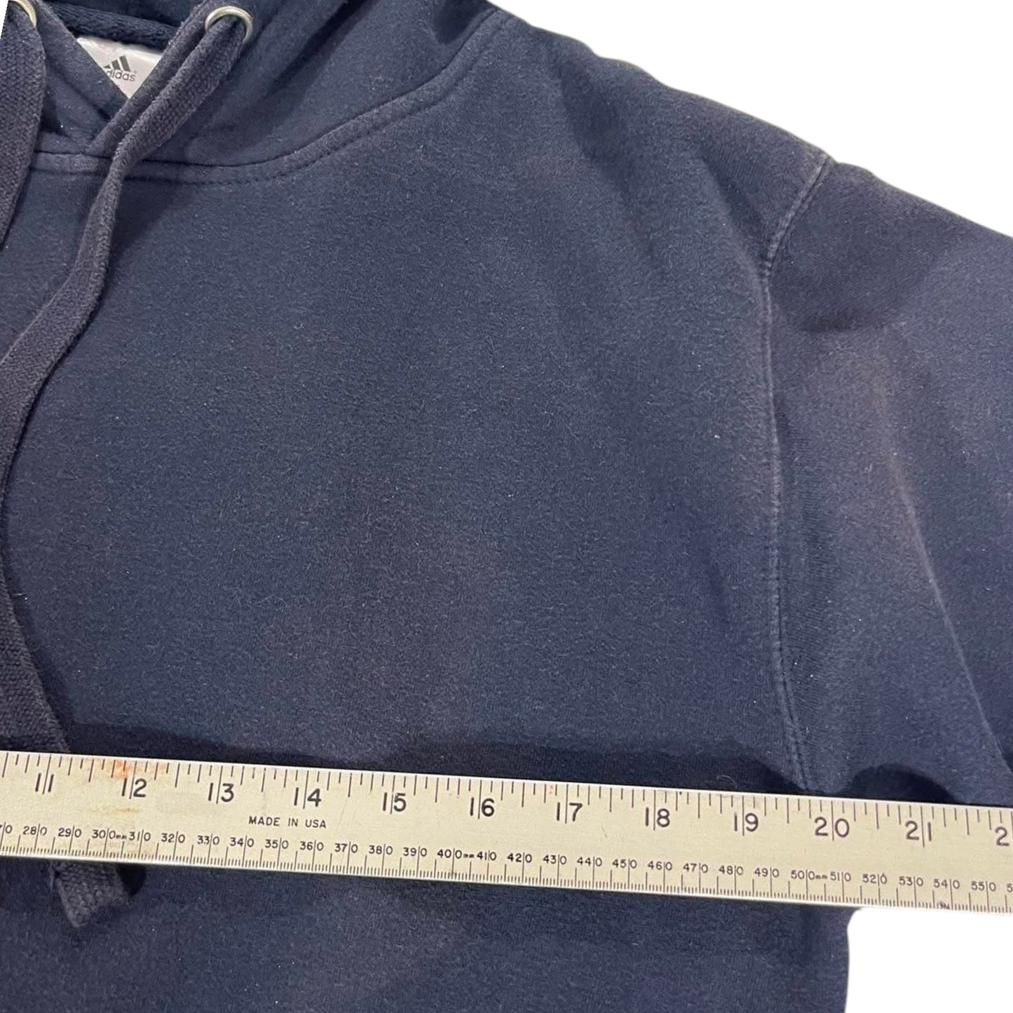 FADED ADIDAS NAVY BLUE HOODIE WITH EMBROIDERED LOGO (S-M)