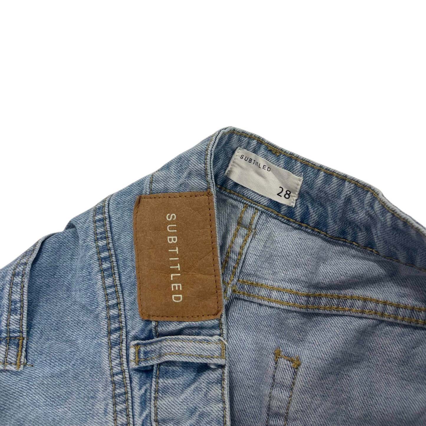 SUBTITLED LIGHT WASHED BLUE JEANS (28)