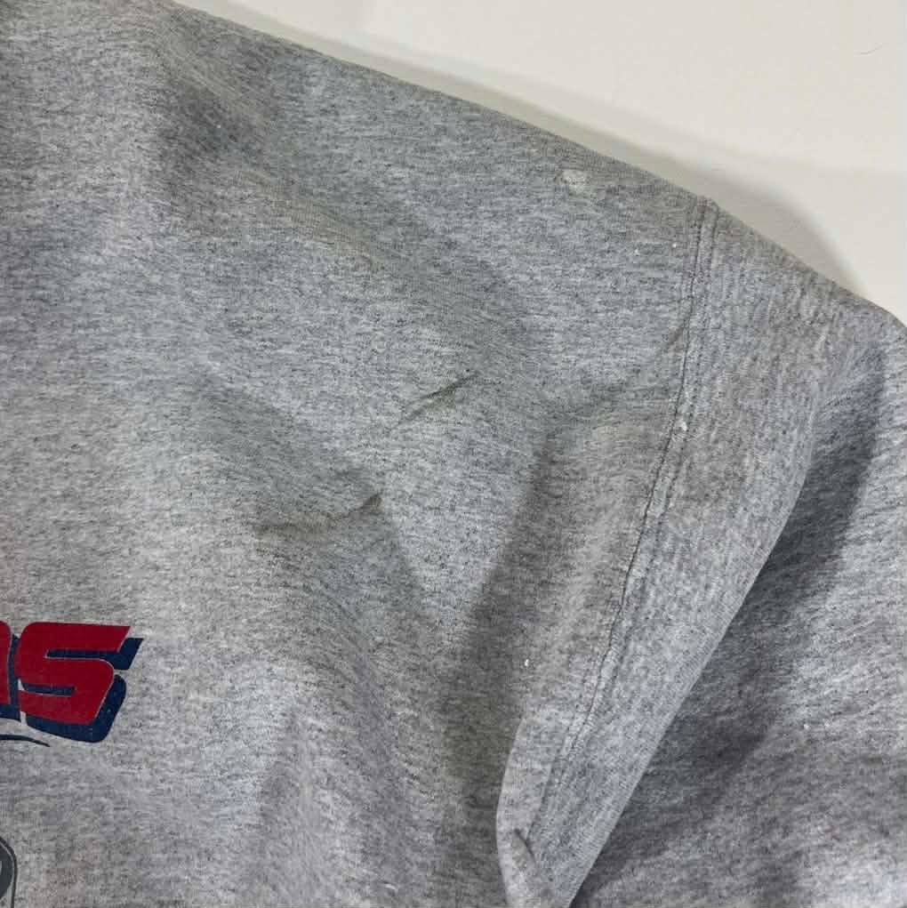 2004 BOSTON RED SOX WORLD SERIES CHAMPIONS GREY CREWNECK SWEATSHIRT (XL-XXL)