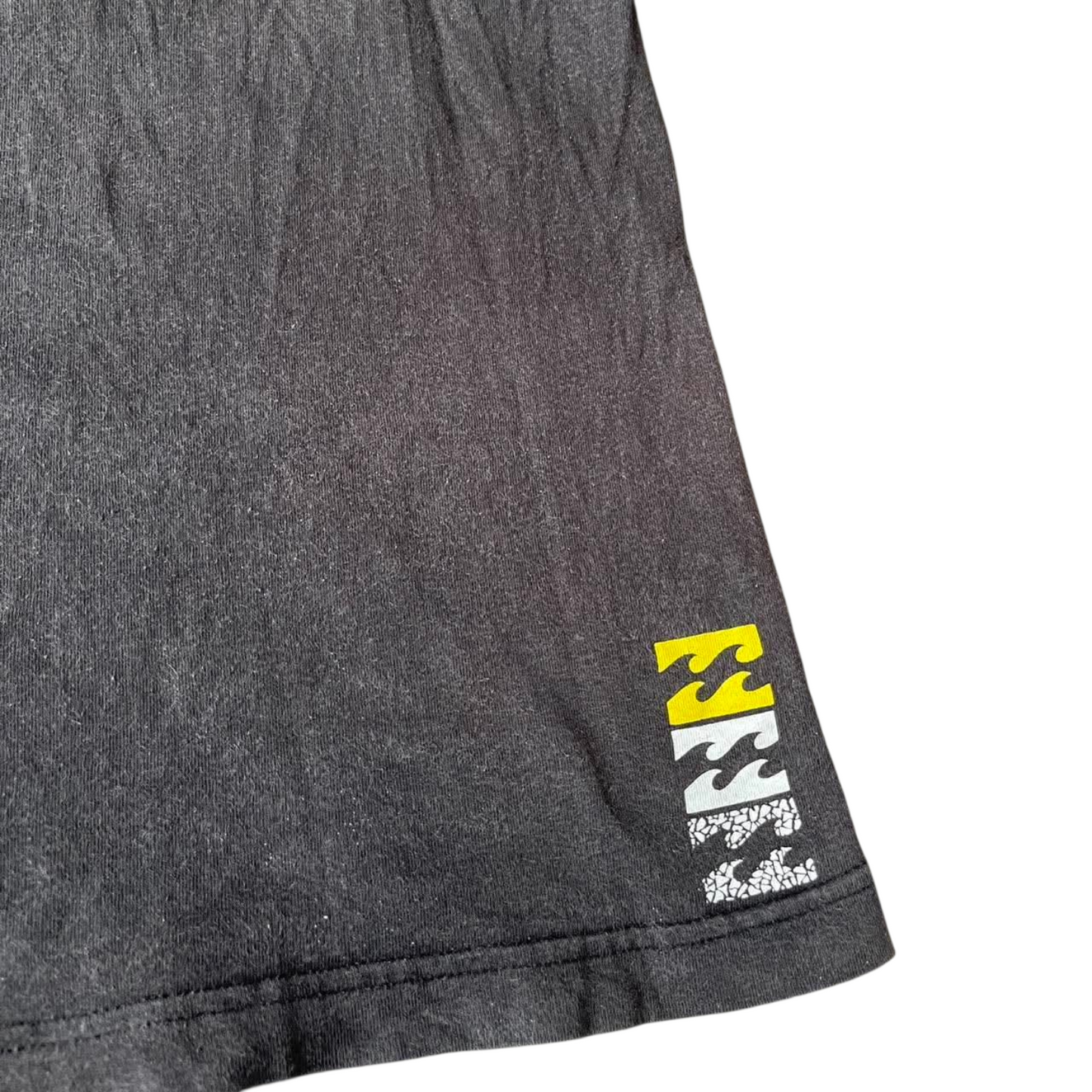 Y2K BILLABONG BLACK GRAPHIC TEE (M)