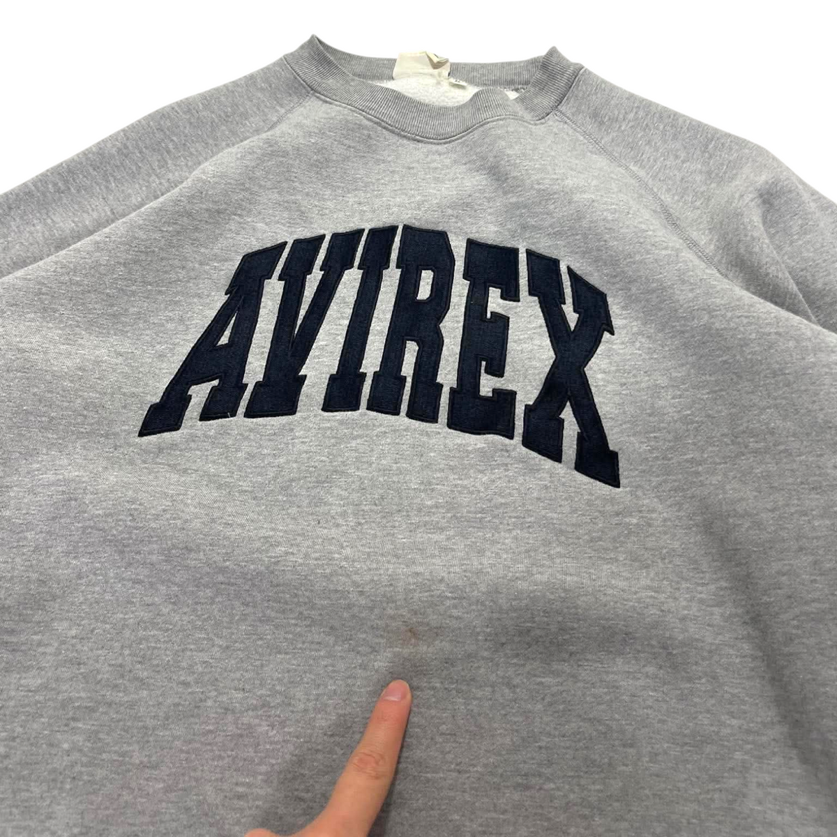 VINTAGE AVIREX GRAY CREWNECK (XL)
